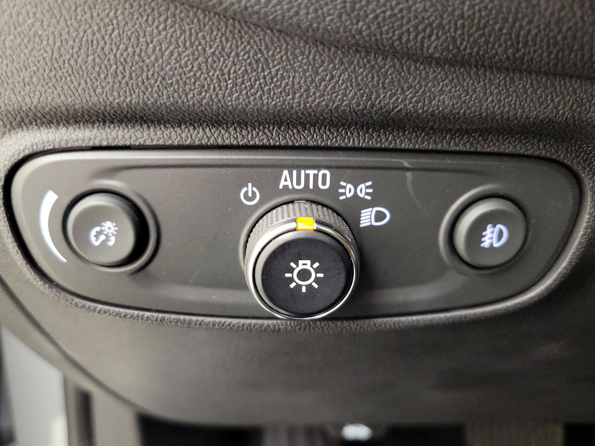 Thumbnail: 2023 Chevrolet Equinox - 13