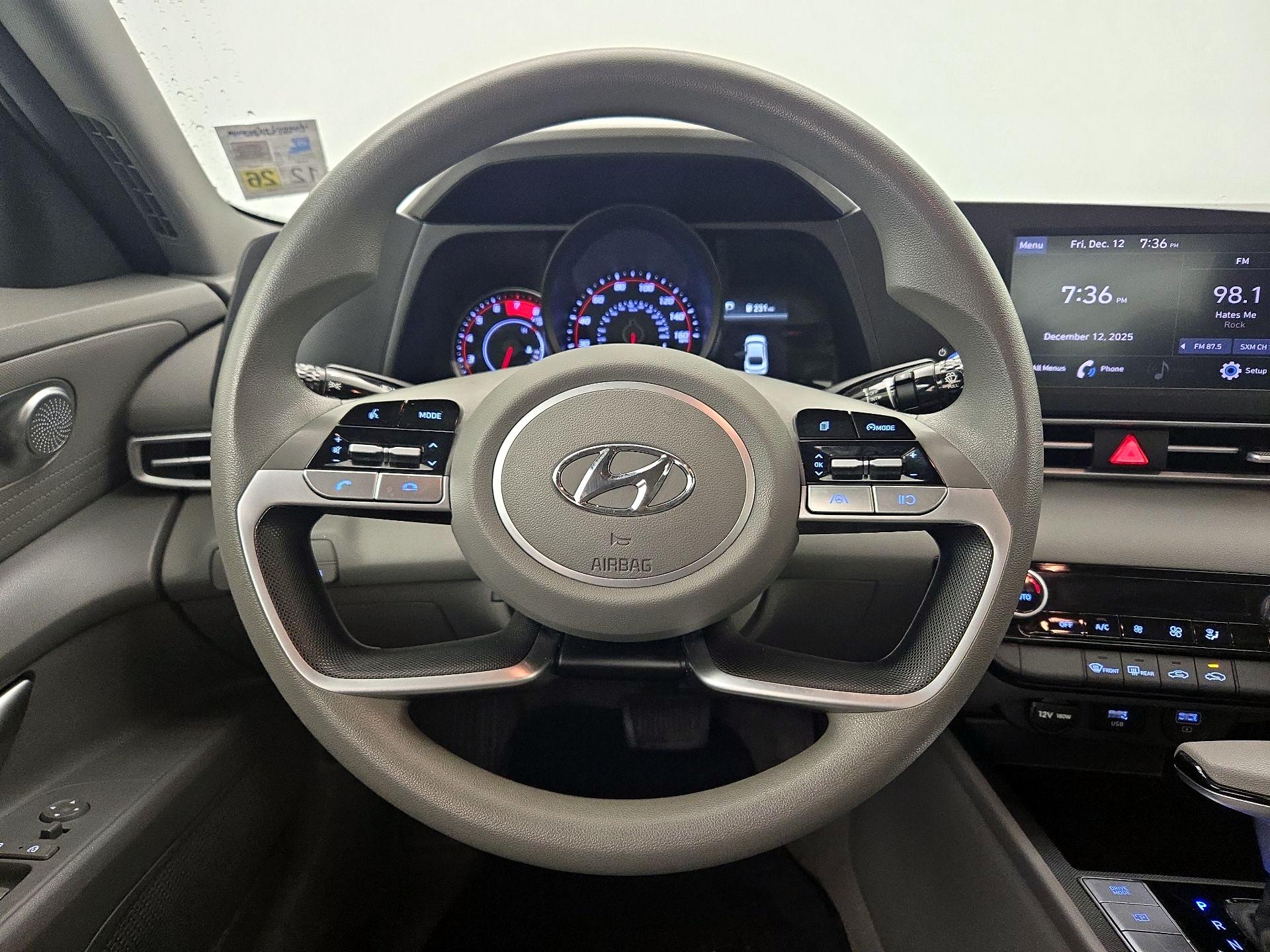 Thumbnail: 2023 Hyundai Elantra - 10