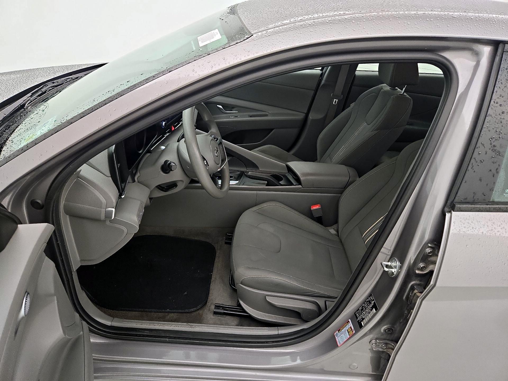 Thumbnail: 2023 Hyundai Elantra - 11