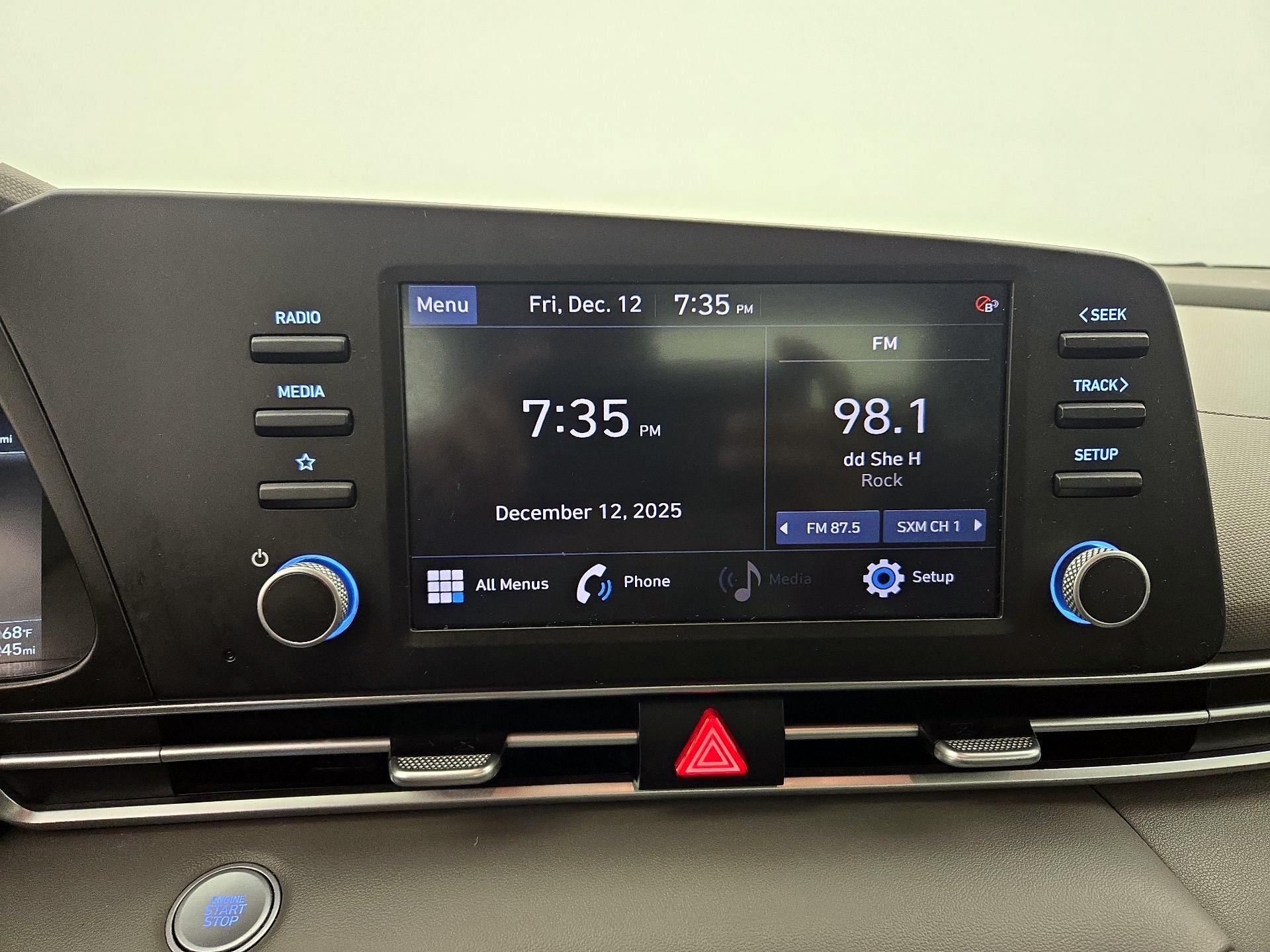 Thumbnail: 2023 Hyundai Elantra - 15