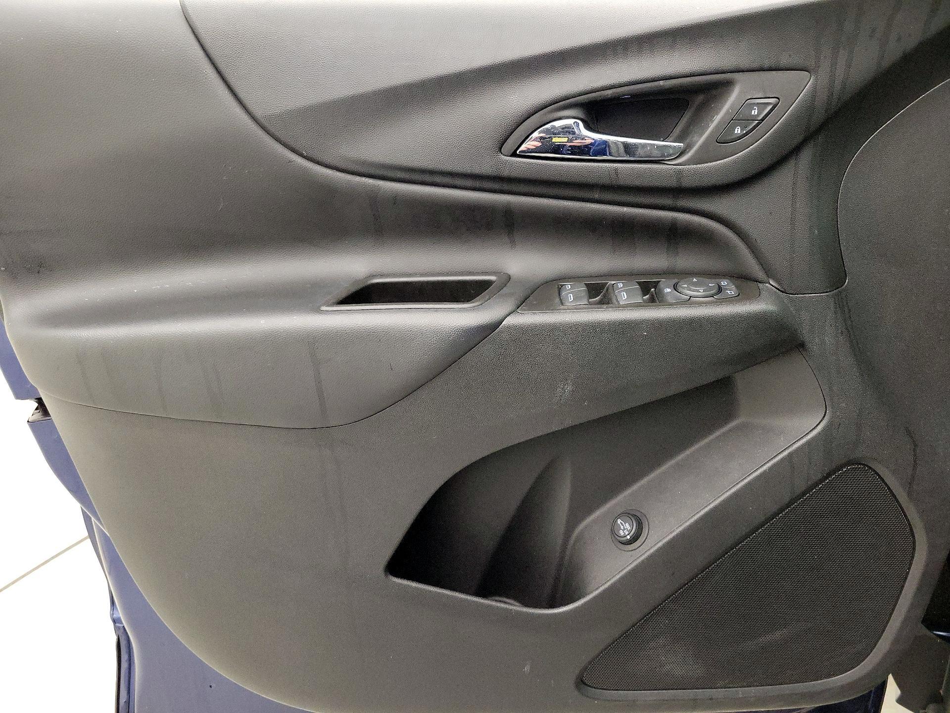 Thumbnail: 2022 Chevrolet Equinox - 12