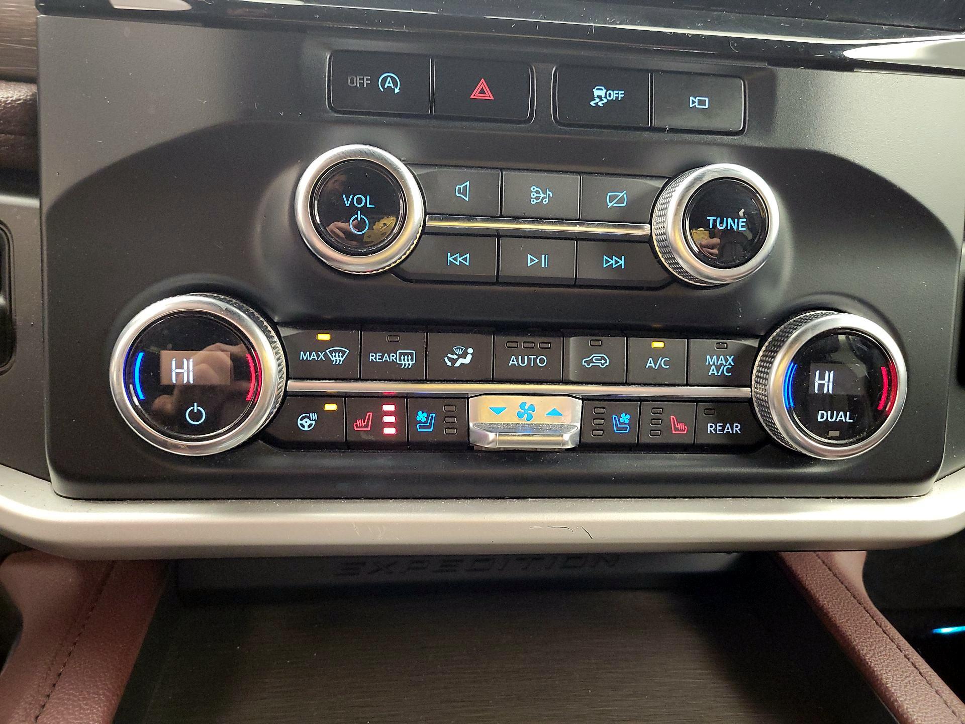 Thumbnail: 2024 Ford Expedition - 14