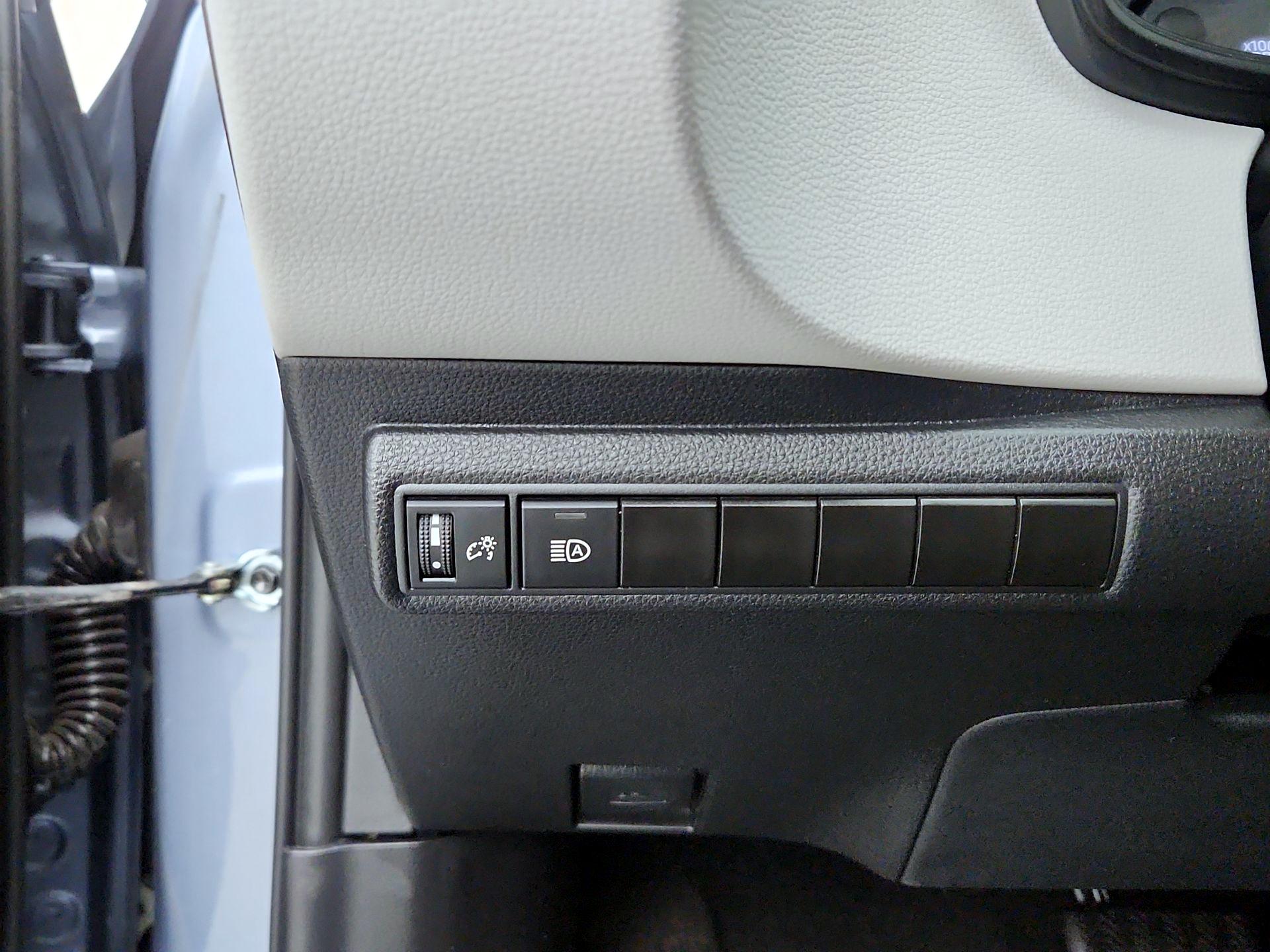 Thumbnail: 2024 Toyota Corolla - 13