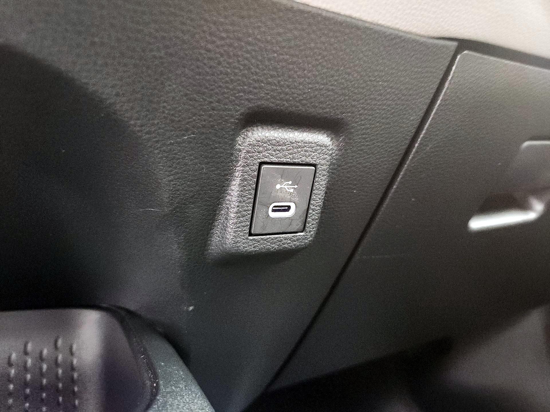 Thumbnail: 2024 Toyota Corolla - 18