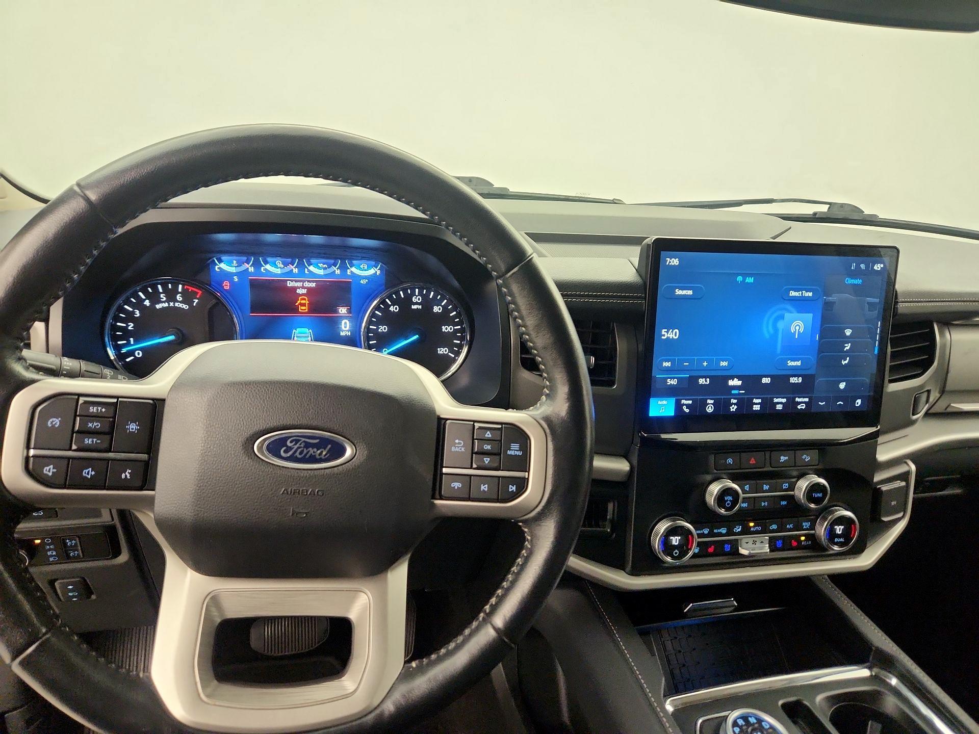 Thumbnail: 2023 Ford Expedition - 9