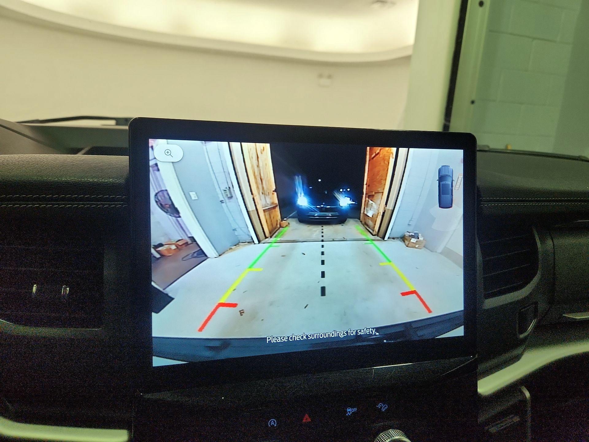 Thumbnail: 2023 Ford Expedition - 14