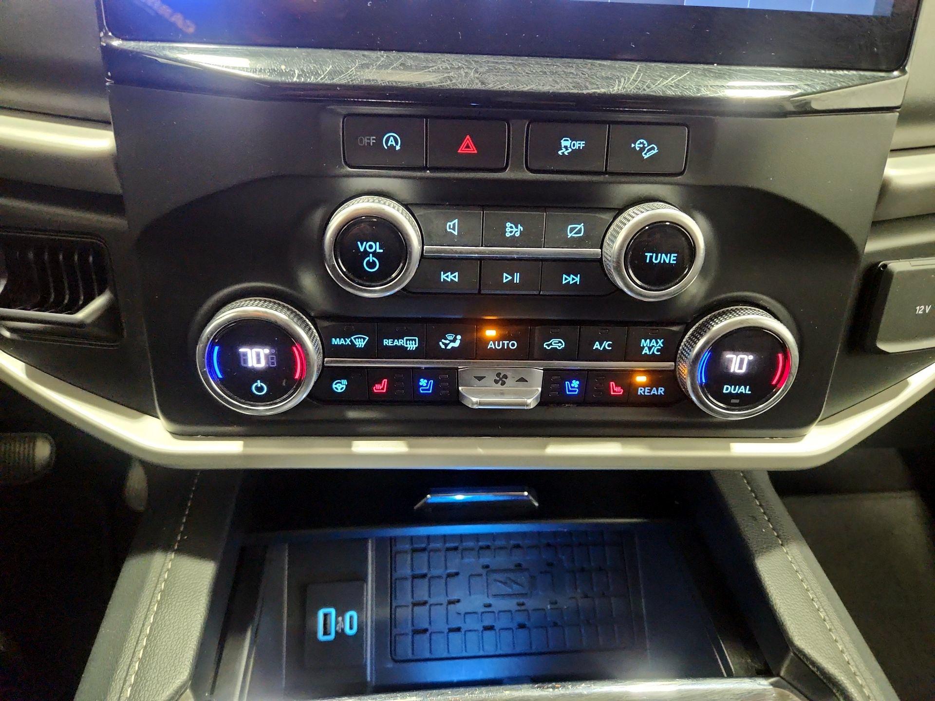 Thumbnail: 2023 Ford Expedition - 16