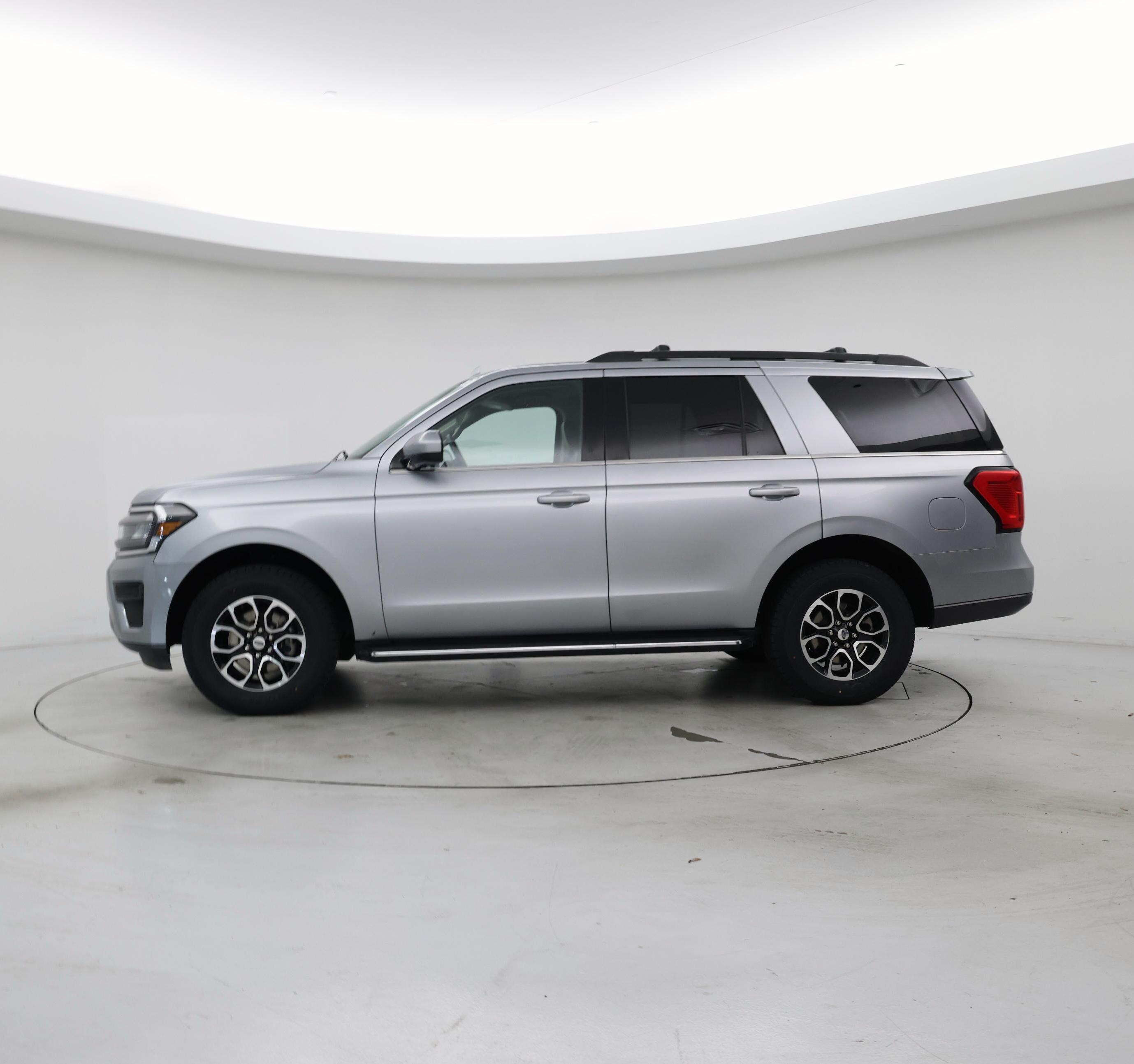 Thumbnail: 2023 Ford Expedition - 3