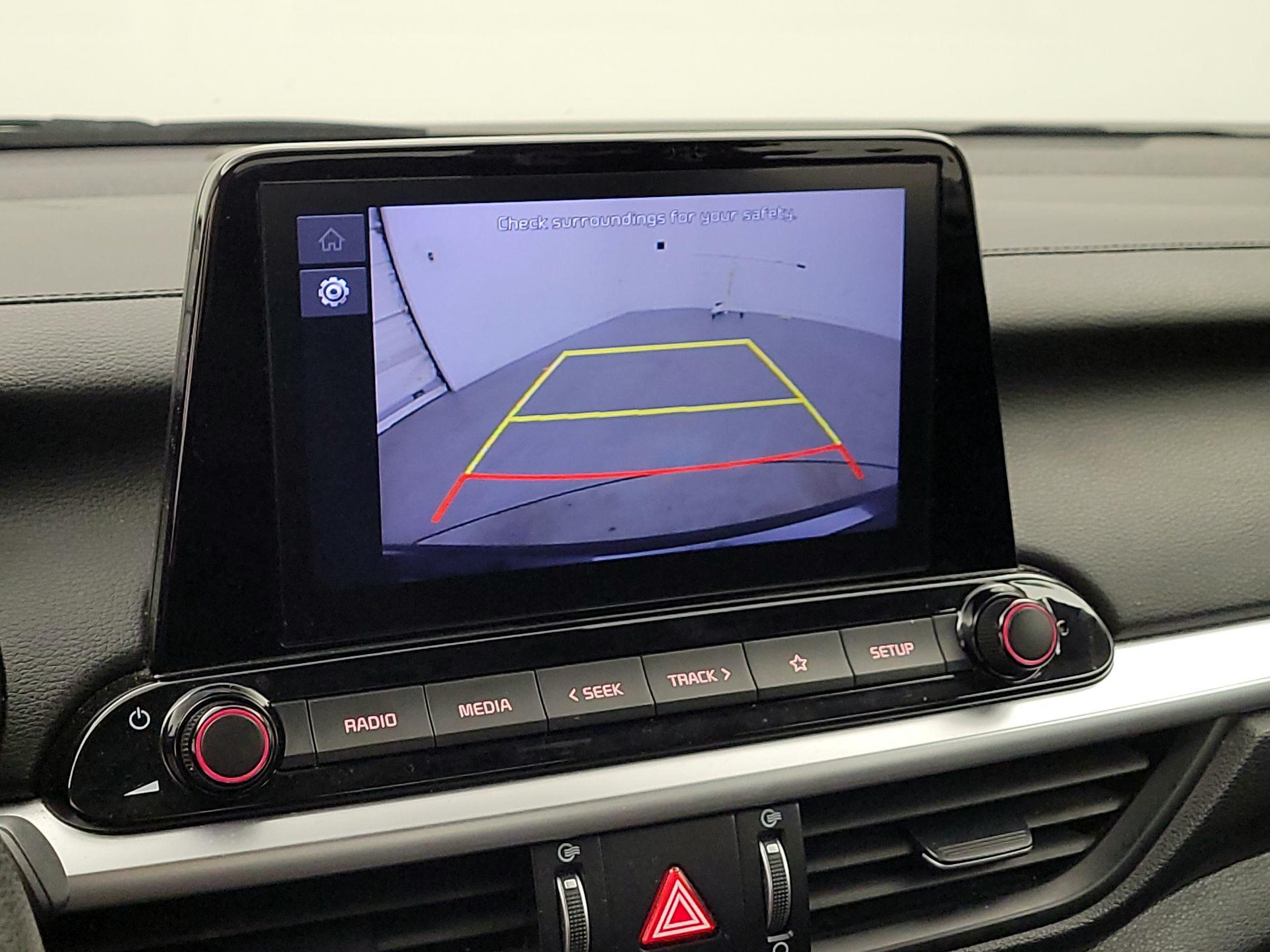 Thumbnail: 2022 Kia Forte - 14