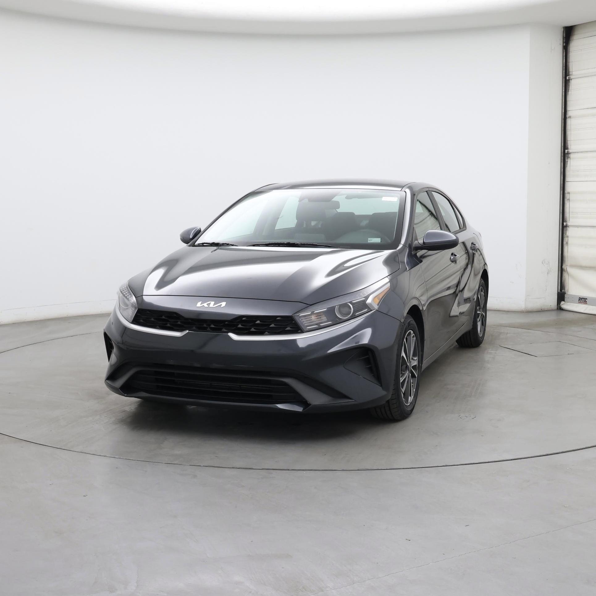 Thumbnail: 2022 Kia Forte - 4