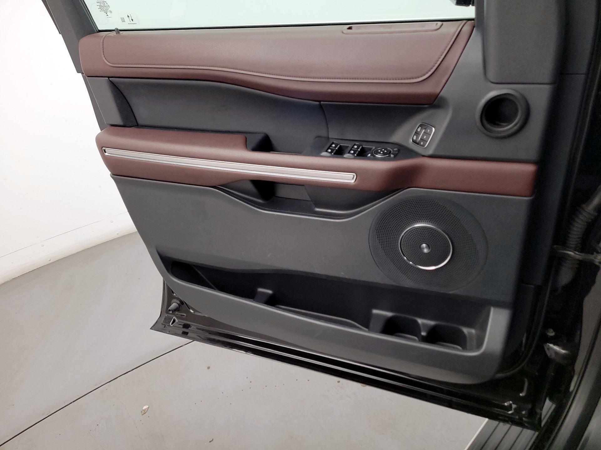 Thumbnail: 2024 Ford Expedition MAX - 12