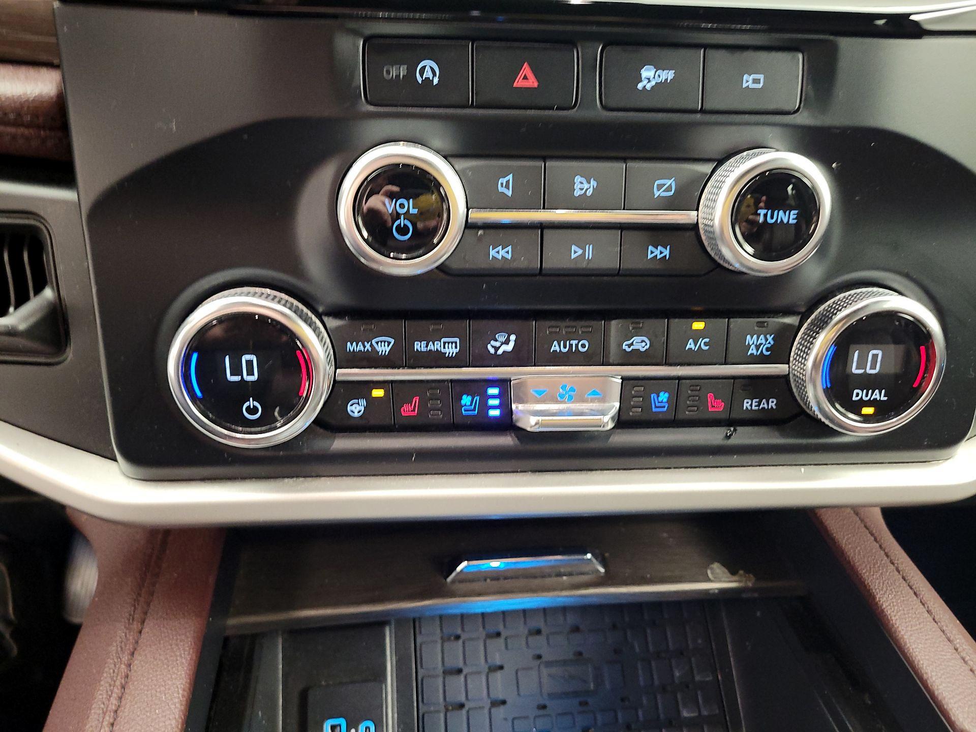 Thumbnail: 2024 Ford Expedition MAX - 17