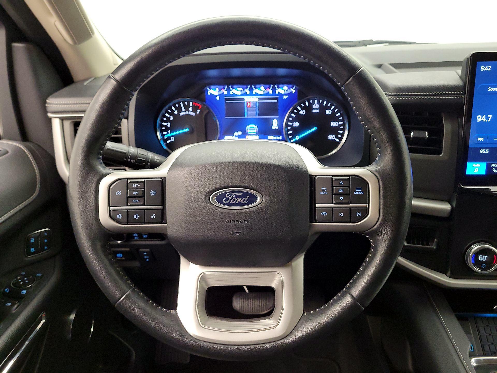 Thumbnail: 2024 Ford Expedition - 10