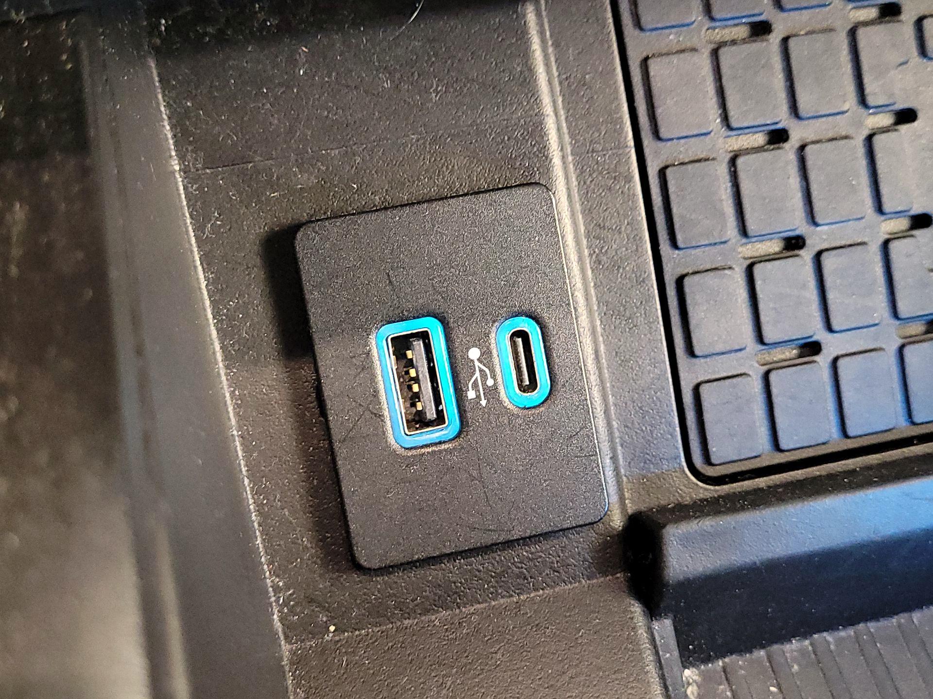 Thumbnail: 2024 Ford Expedition - 18