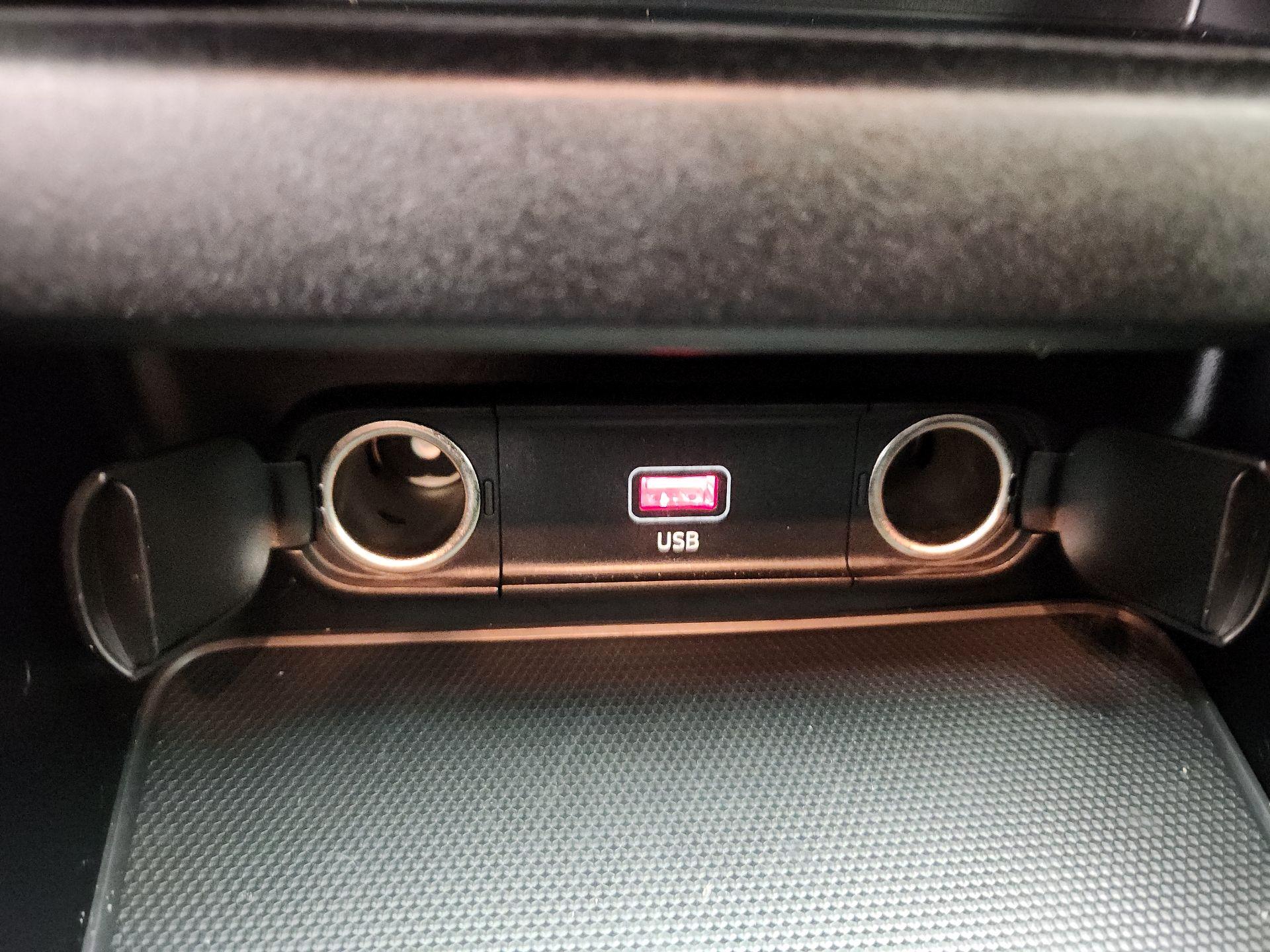 Thumbnail: 2023 Kia Forte - 18