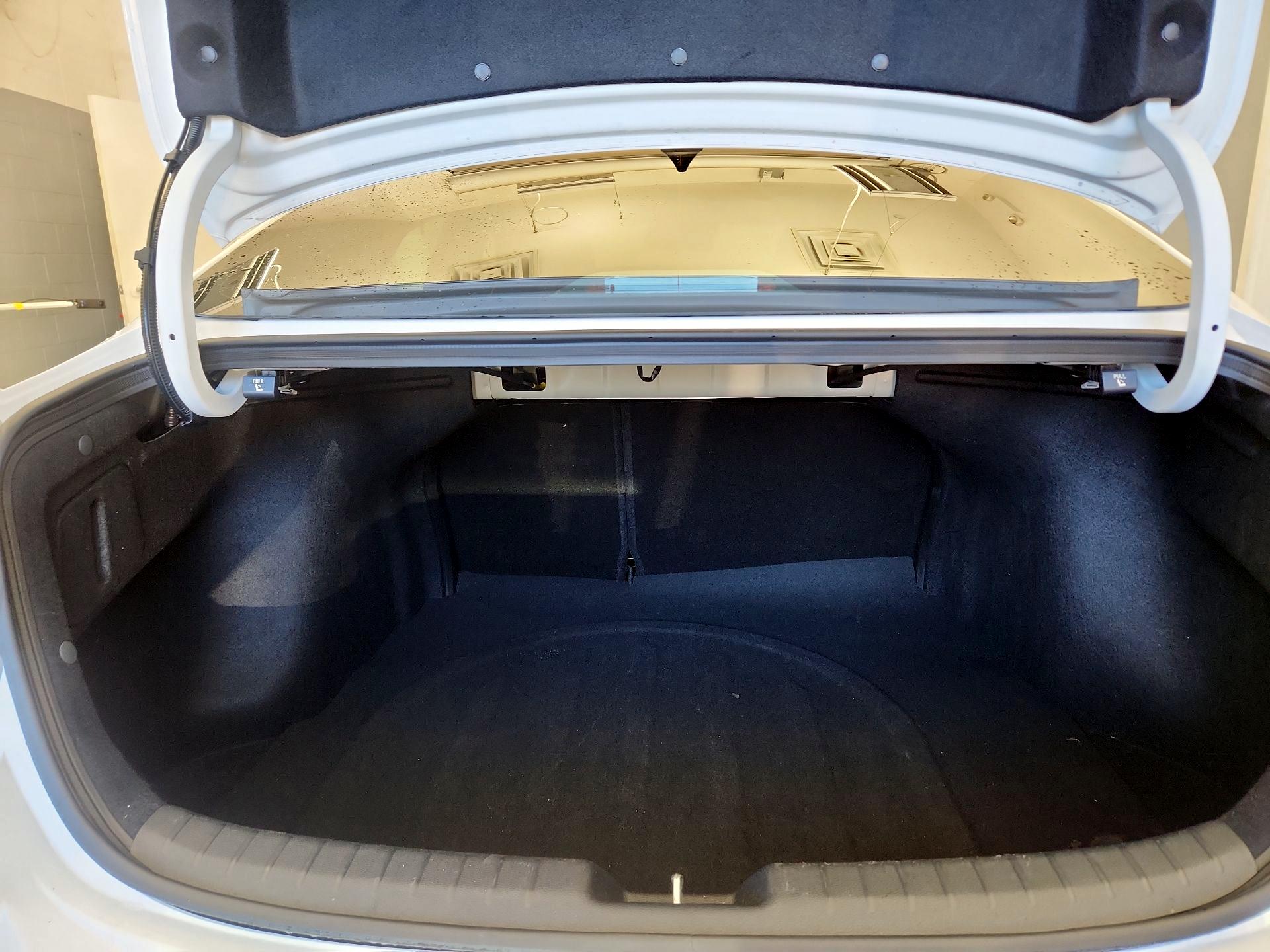 Thumbnail: 2023 Kia Forte - 20