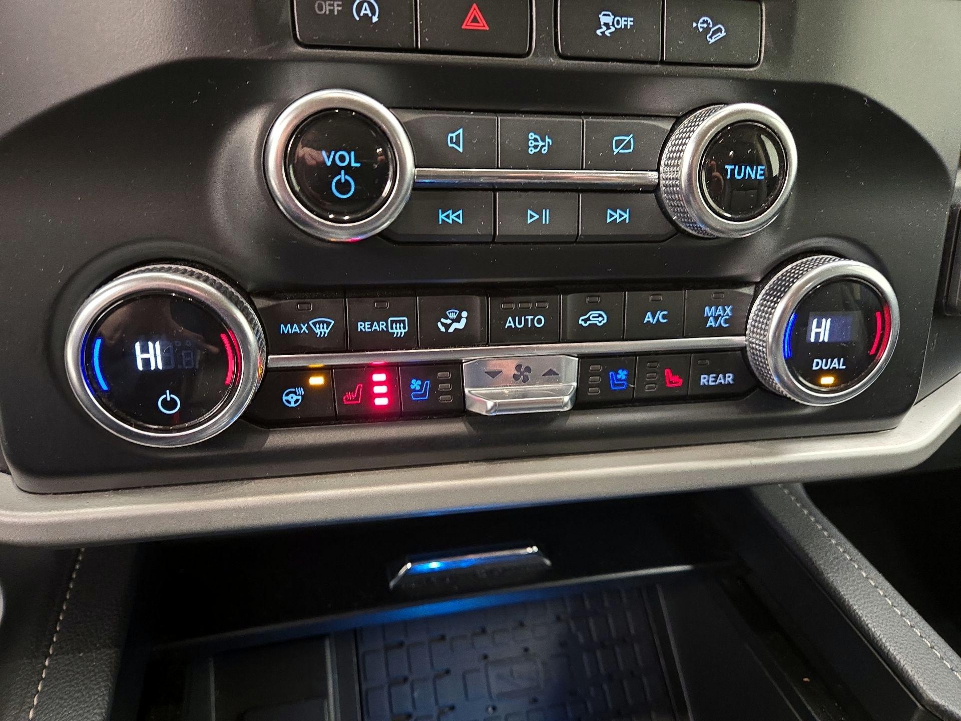 Thumbnail: 2024 Ford Expedition - 17