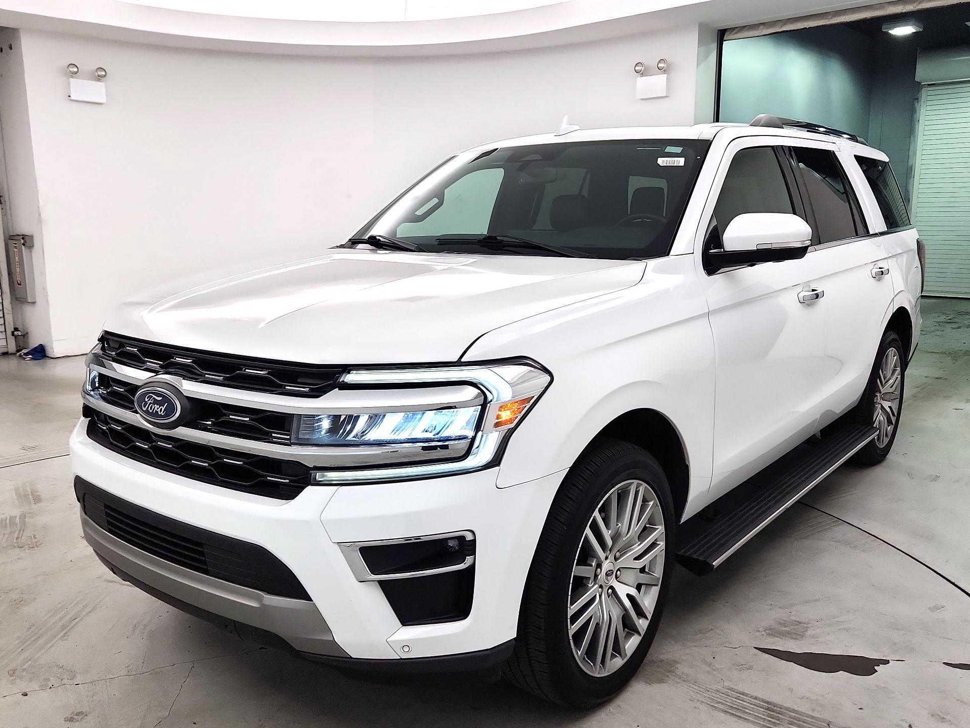 Thumbnail: 2024 Ford Expedition - 3
