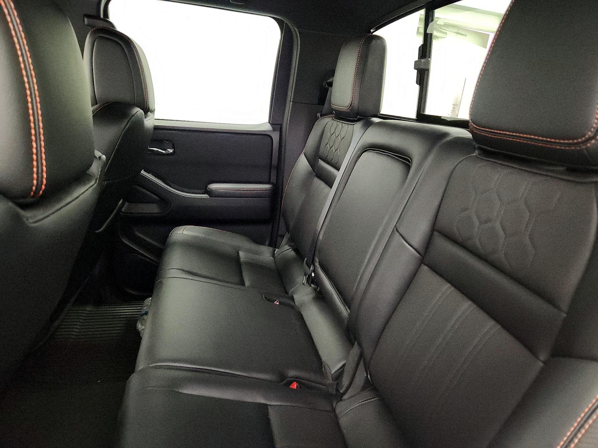 Thumbnail: 2023 Nissan Frontier - 20