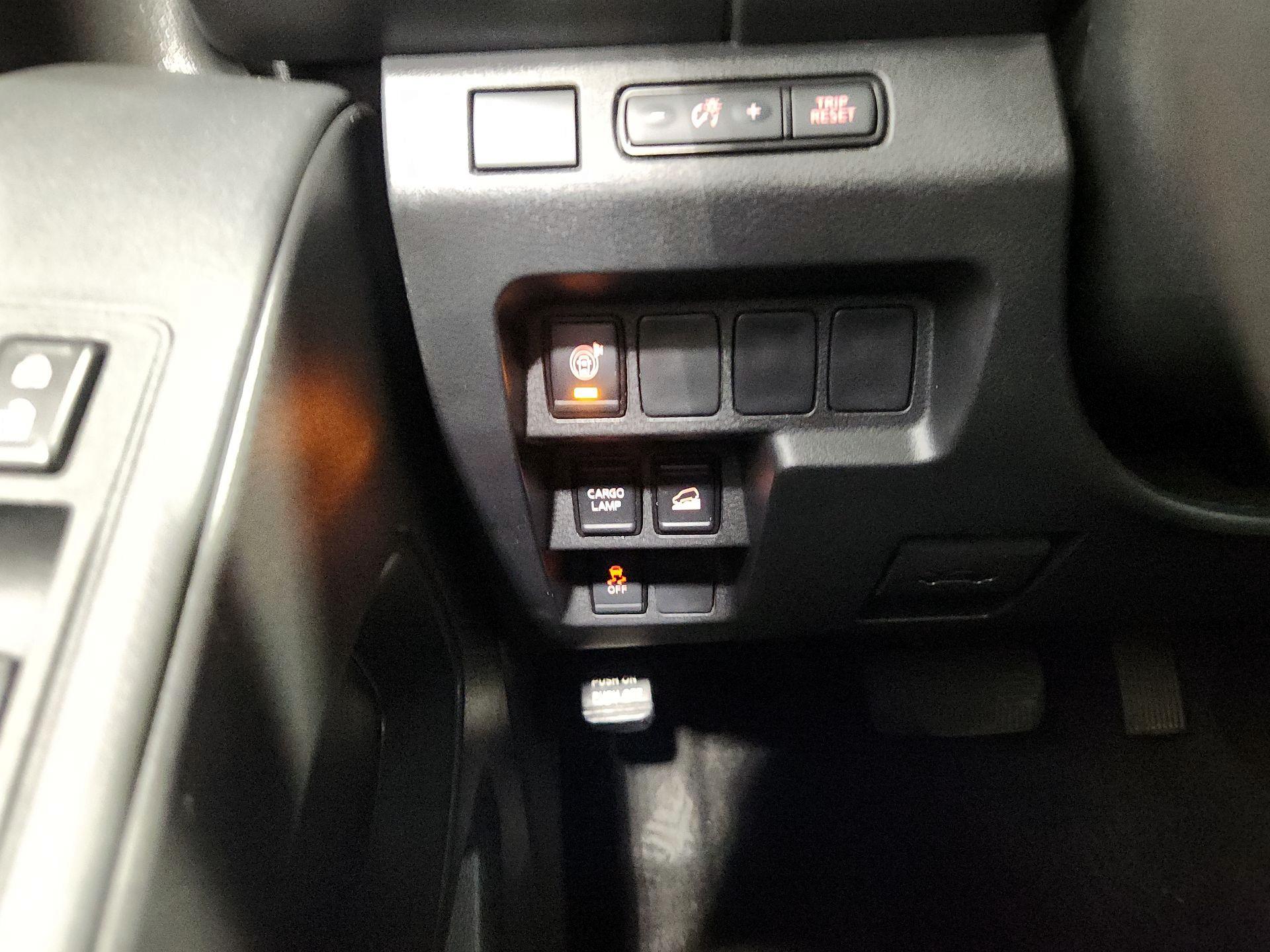 Thumbnail: 2022 Nissan Frontier - 13