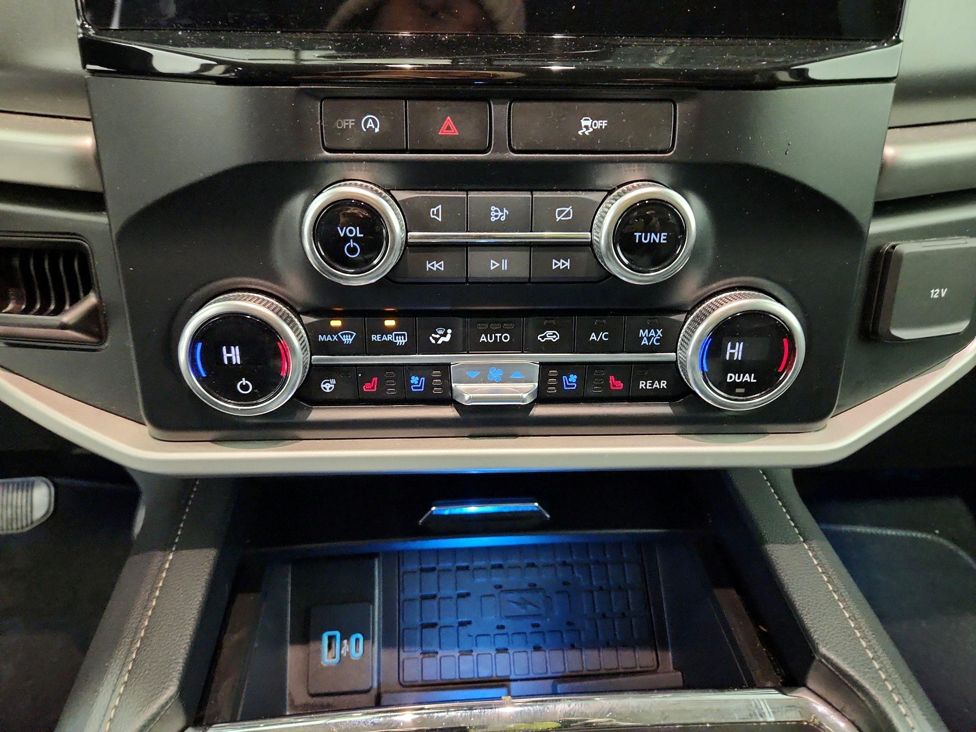 Thumbnail: 2024 Ford Expedition - 16