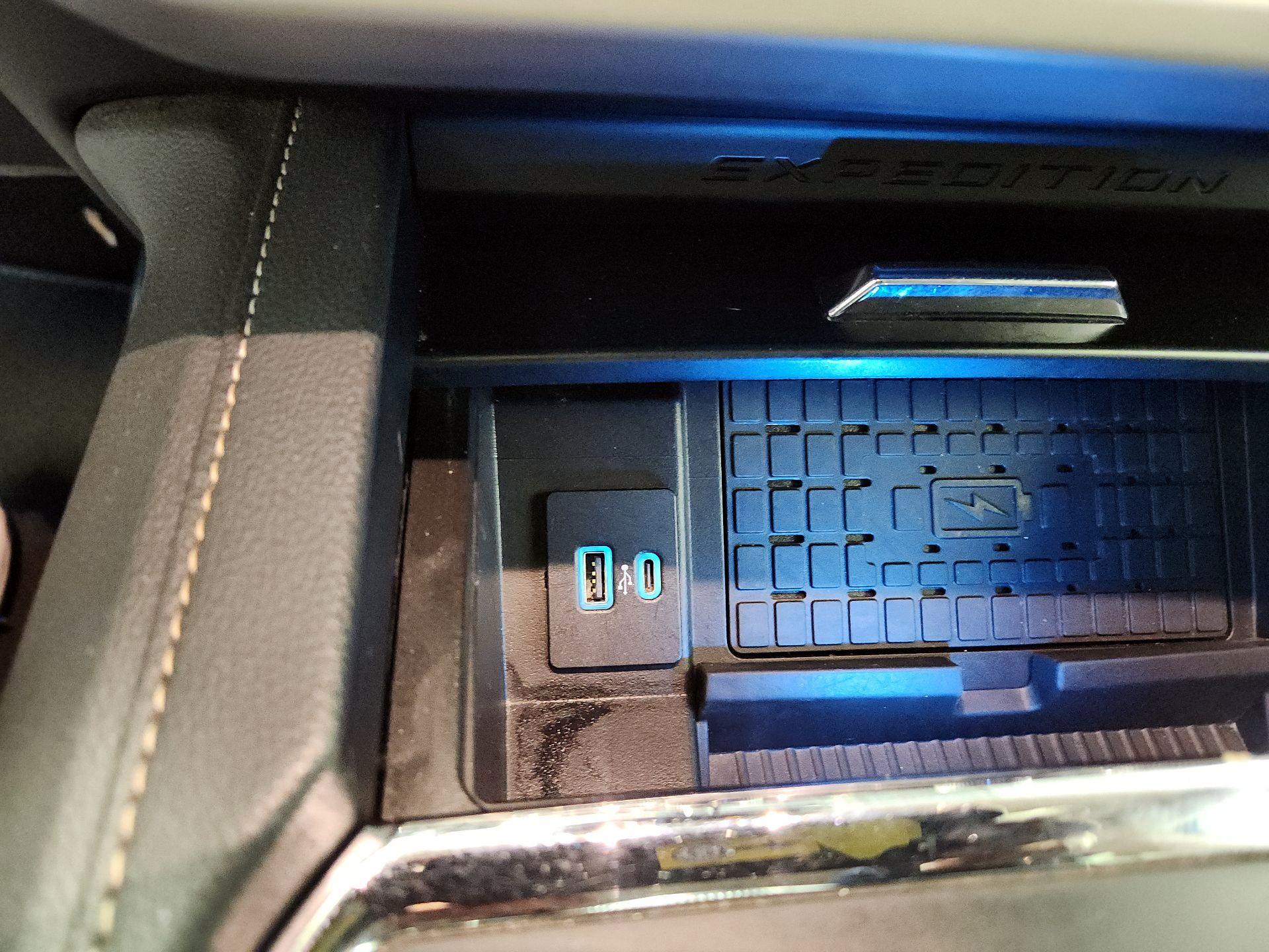 Thumbnail: 2024 Ford Expedition - 18