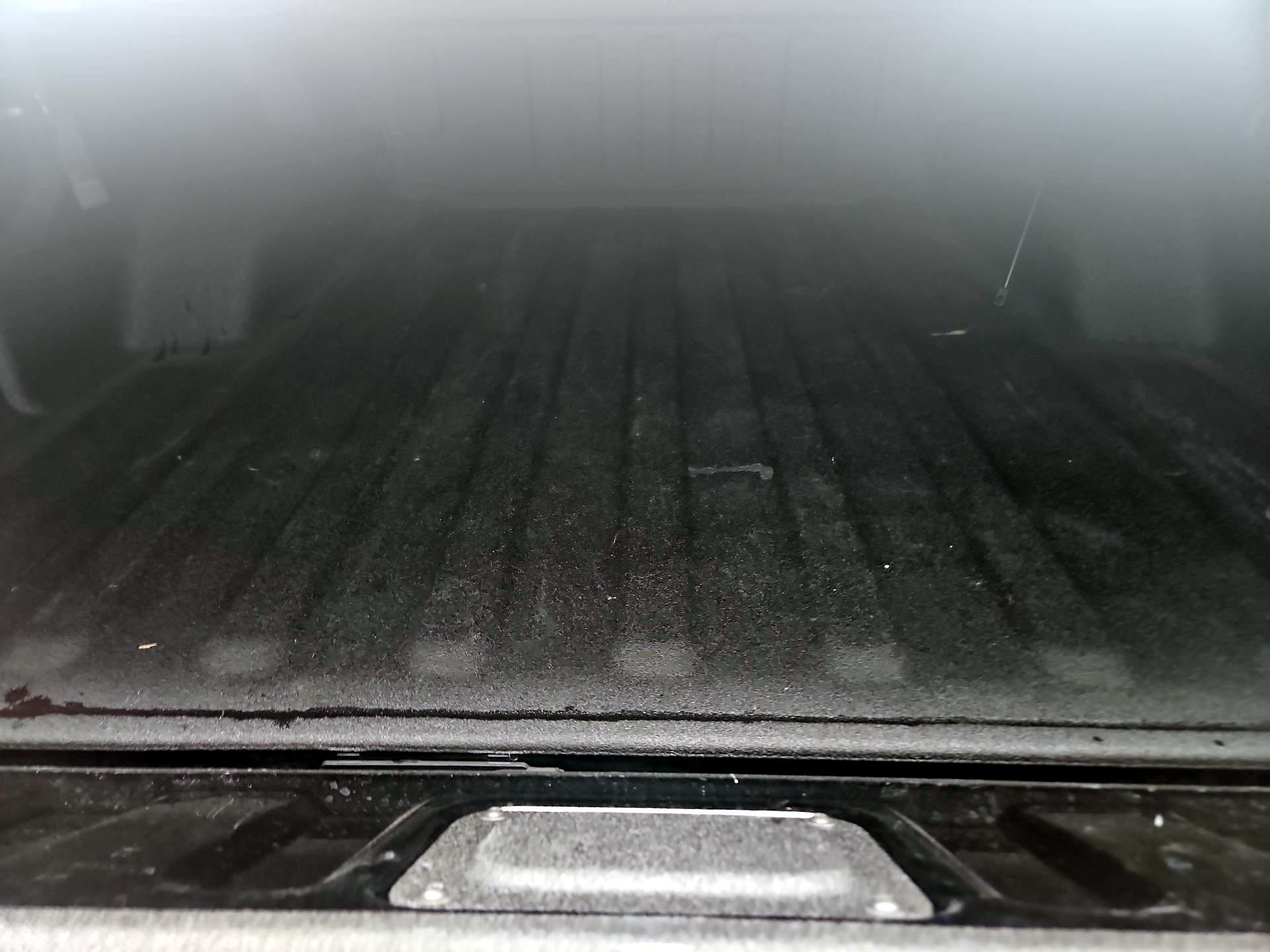 Thumbnail: 2021 Jeep Gladiator - 16