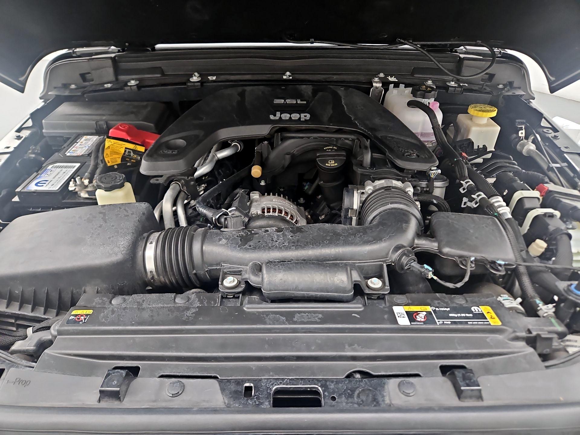 Thumbnail: 2021 Jeep Gladiator - 17