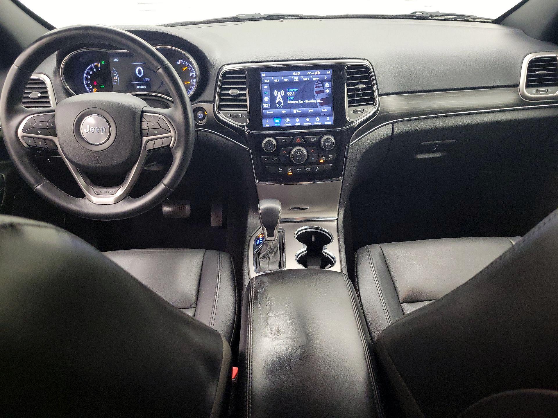 Thumbnail: 2022 Jeep Grand Cherokee - 9