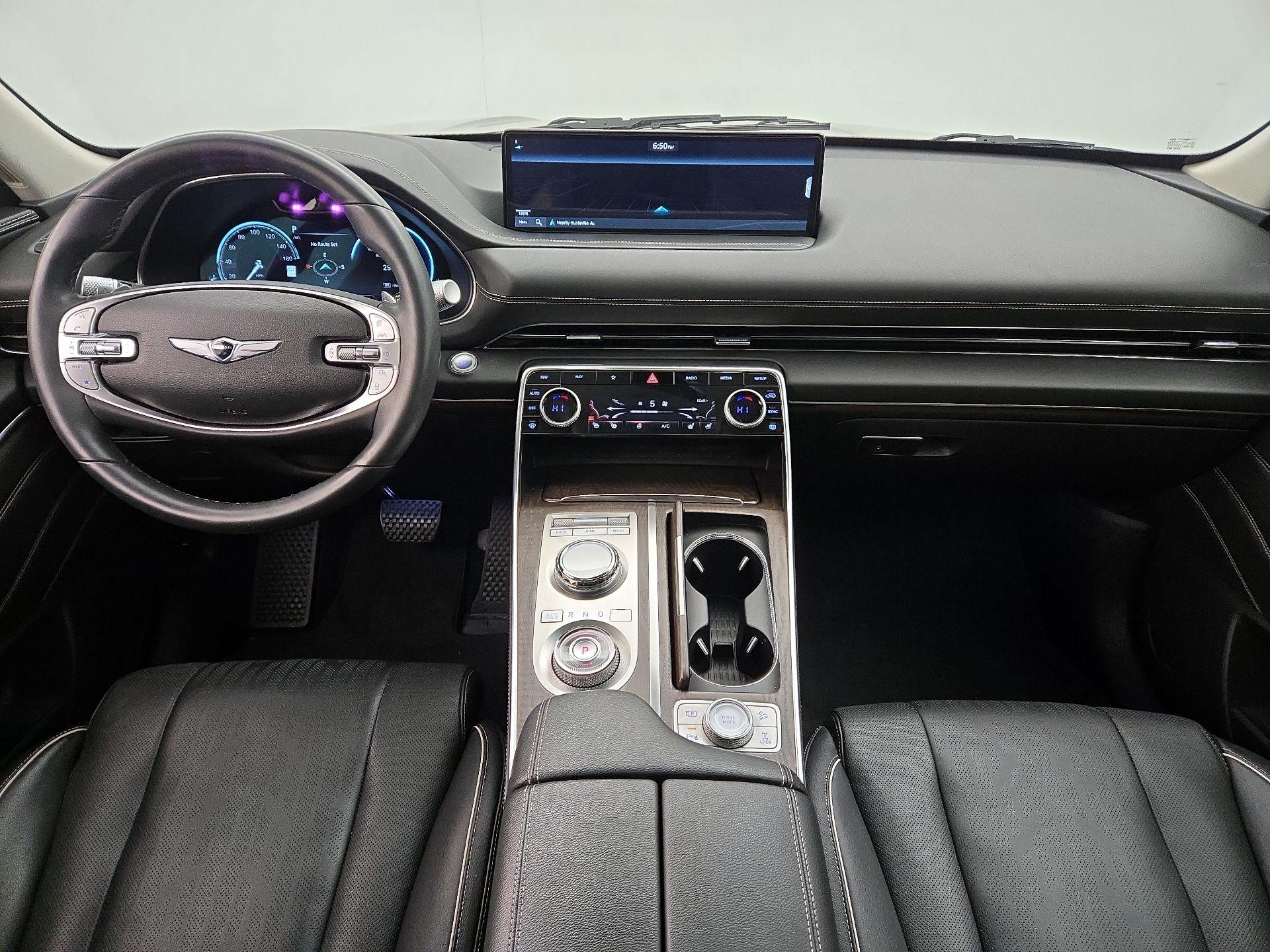 Thumbnail: 2024 Genesis GV80 - 9