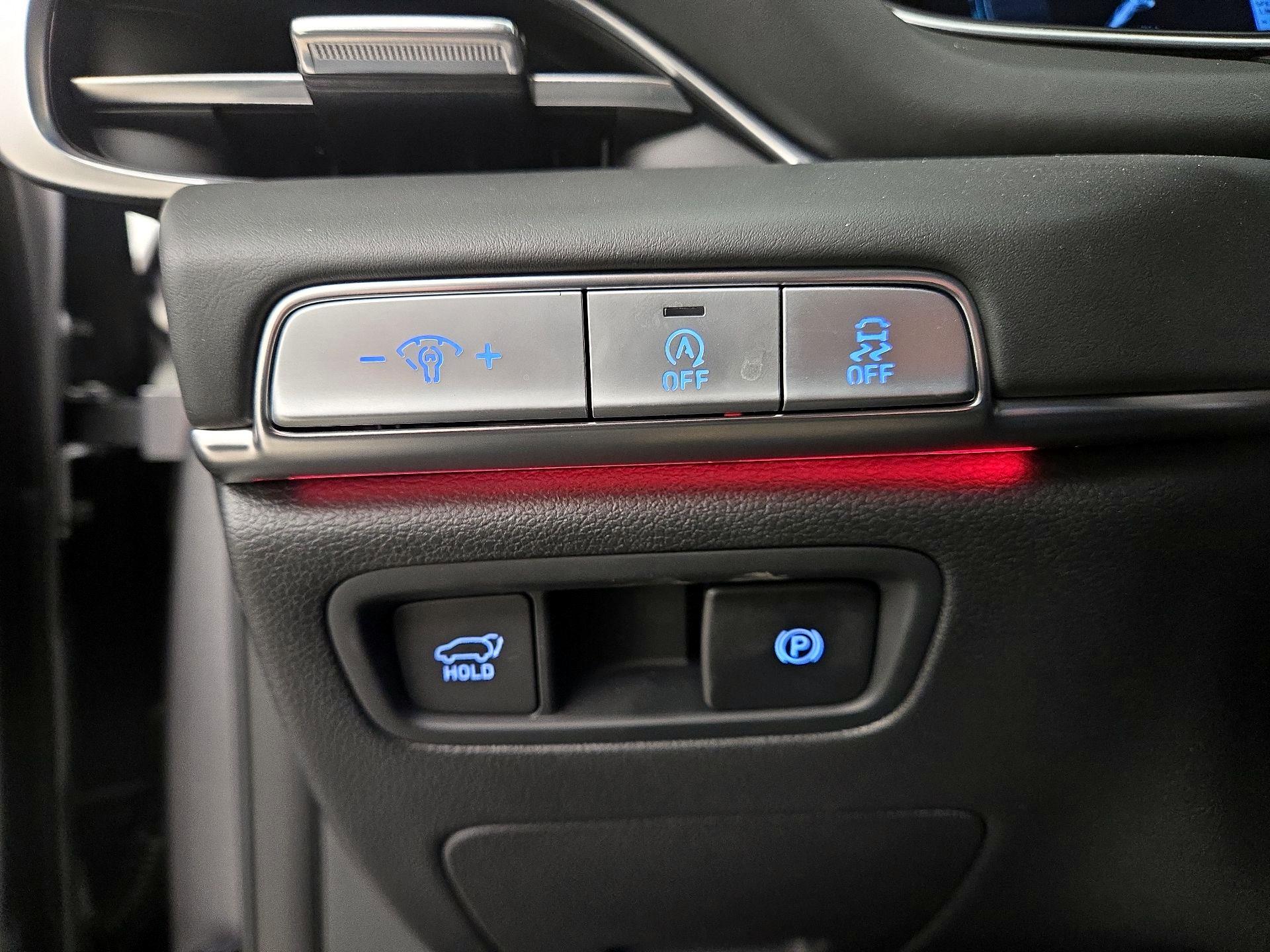 Thumbnail: 2024 Genesis GV80 - 13