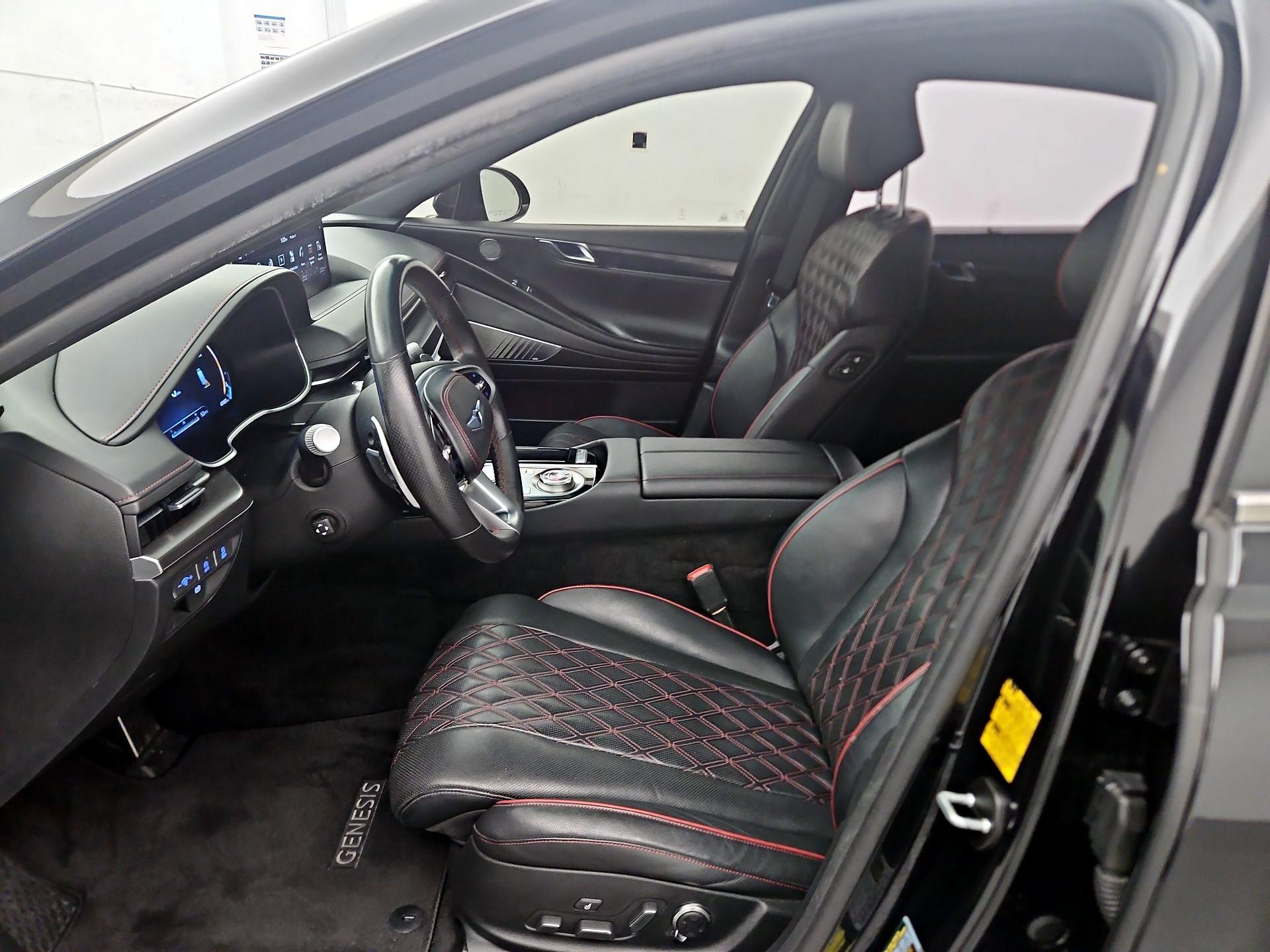 Thumbnail: 2023 Genesis G80 - 11