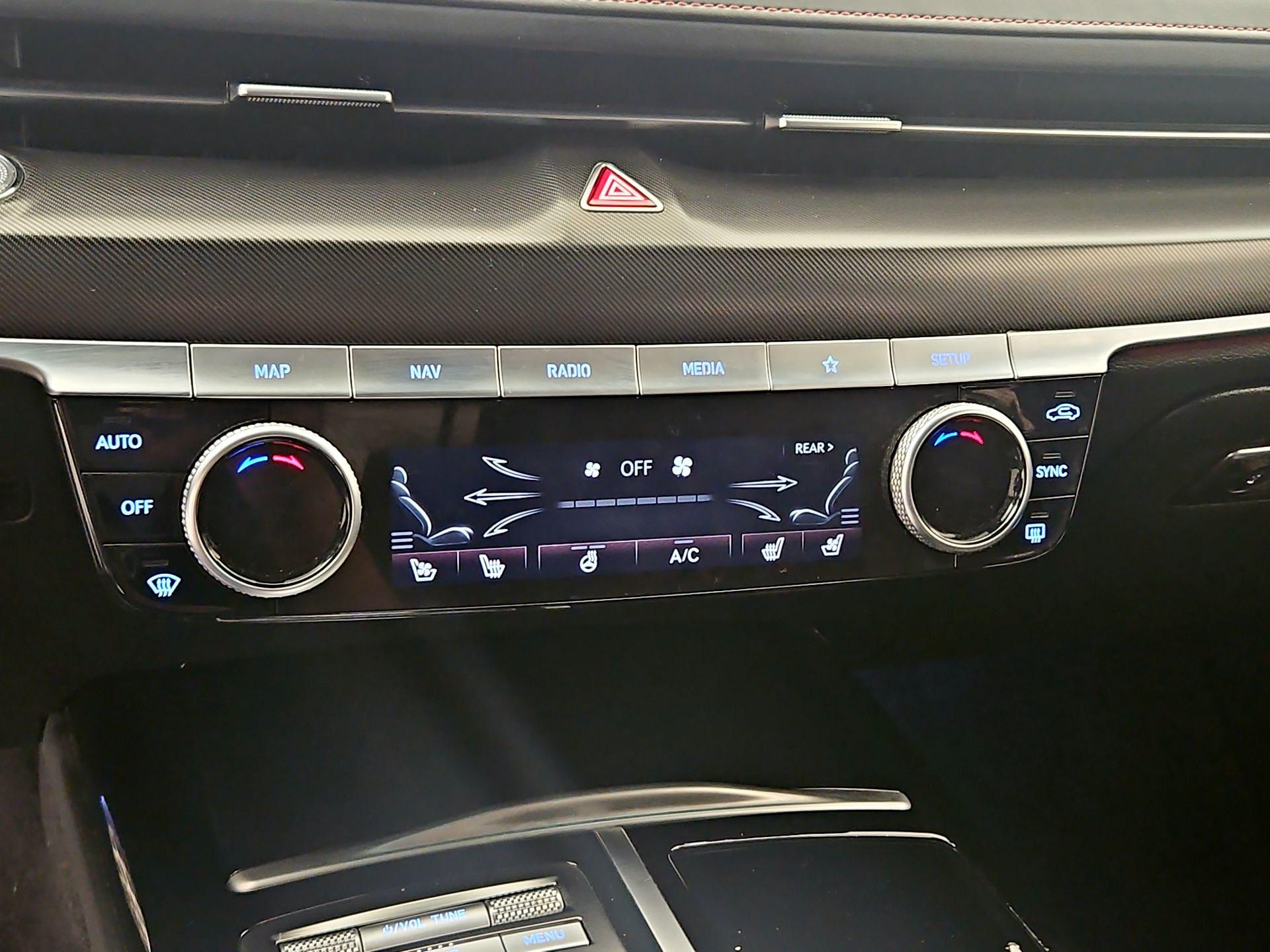 Thumbnail: 2023 Genesis G80 - 17