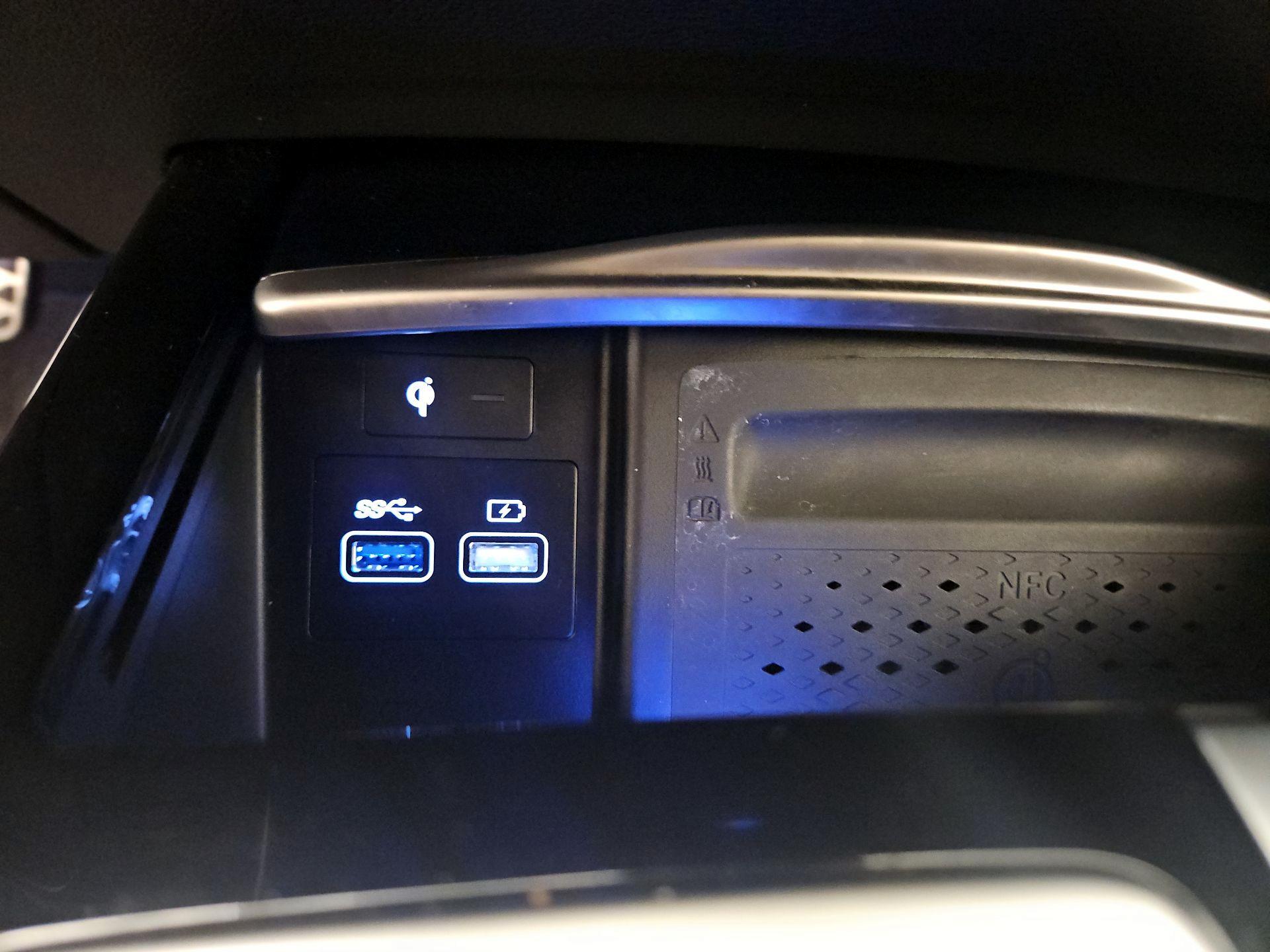 Thumbnail: 2023 Genesis G80 - 19