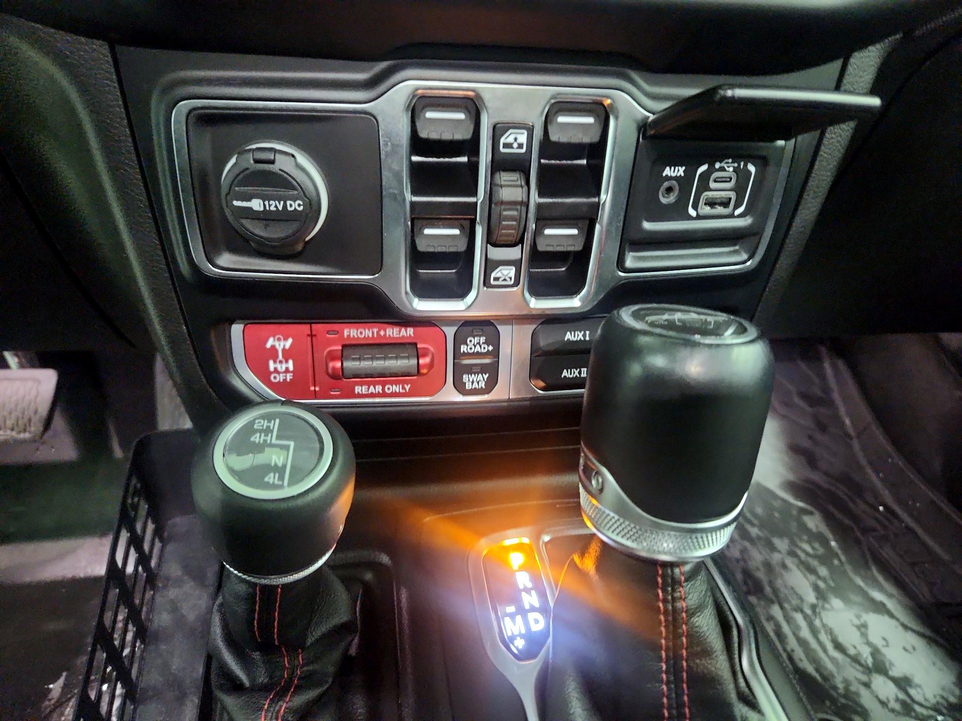 Thumbnail: 2023 Jeep Gladiator - 19