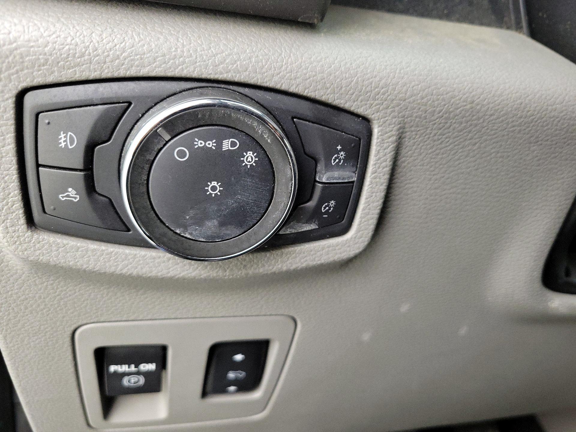 Thumbnail: 2020 Ford F-150 - 13