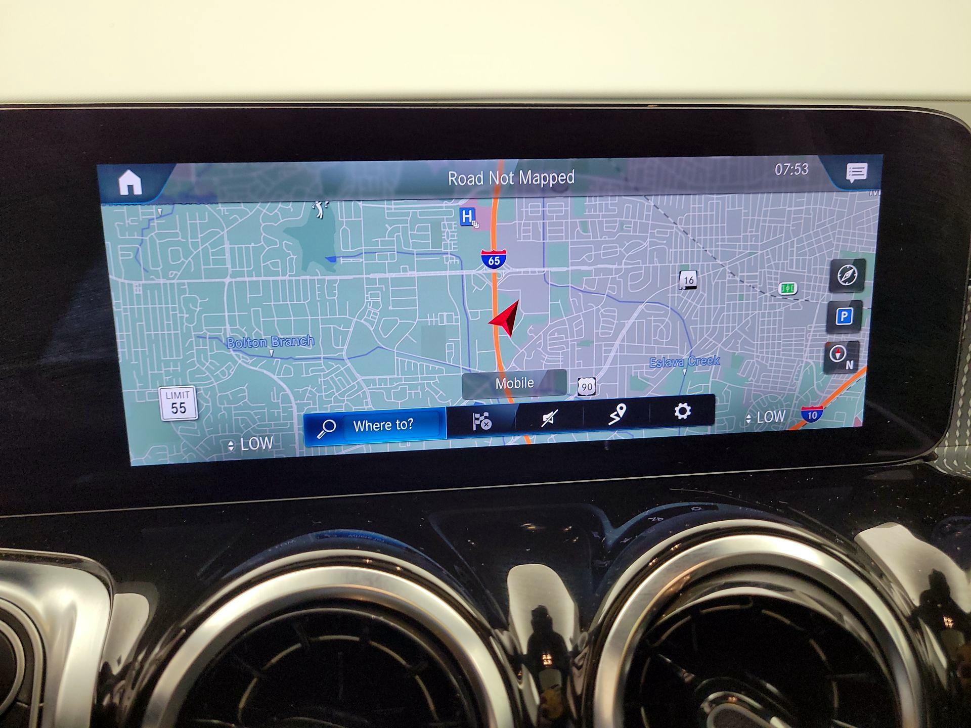 Thumbnail: 2023 Mercedes-Benz GLB - 14