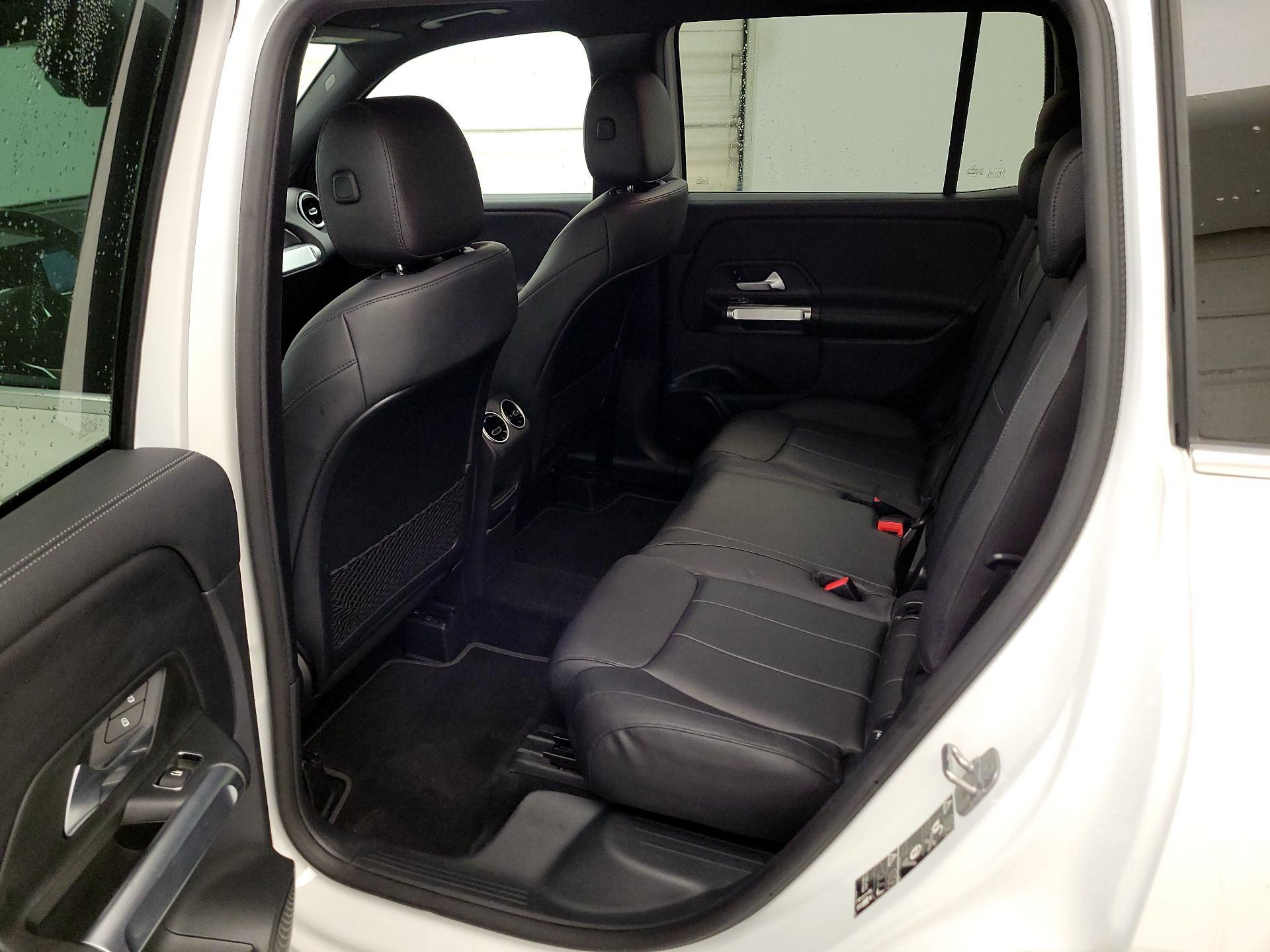 Thumbnail: 2023 Mercedes-Benz GLB - 20