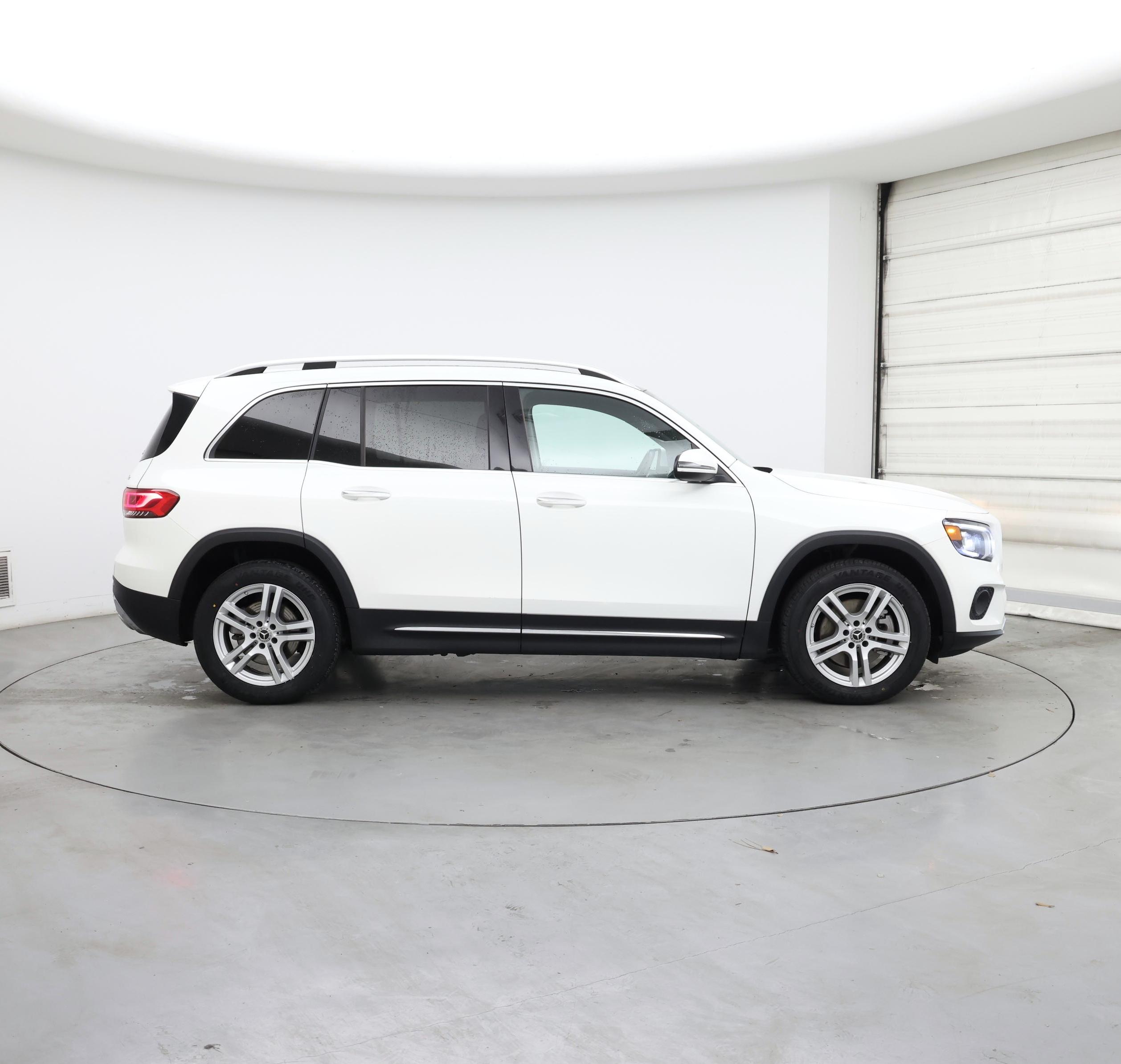 Thumbnail: 2023 Mercedes-Benz GLB - 7