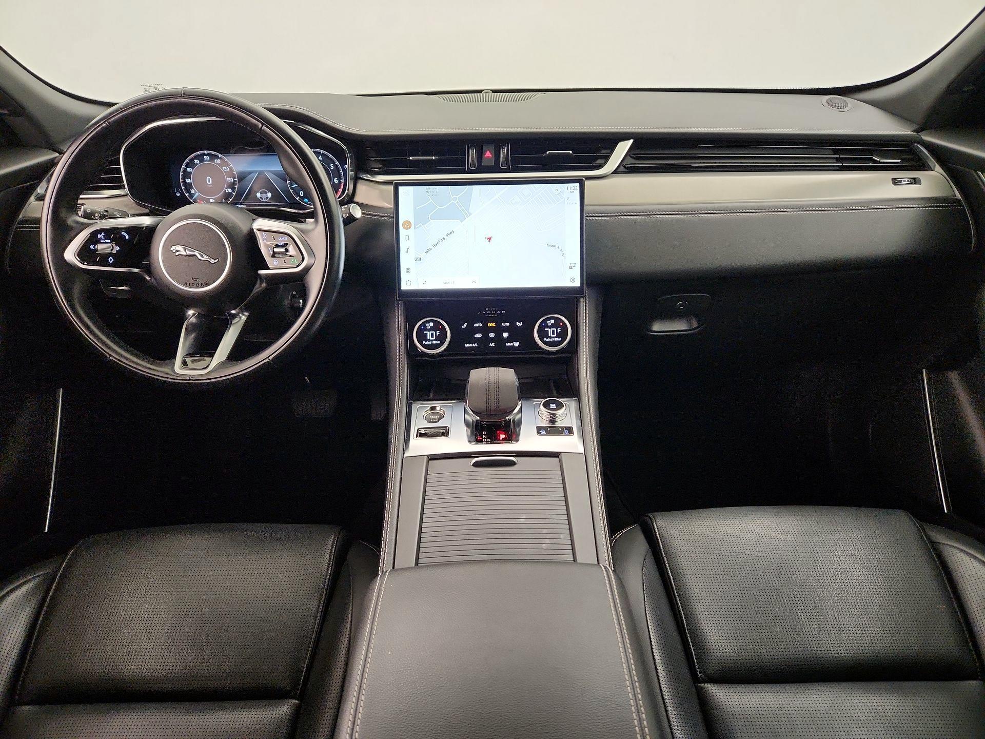 Thumbnail: 2024 Jaguar F-Pace - 9