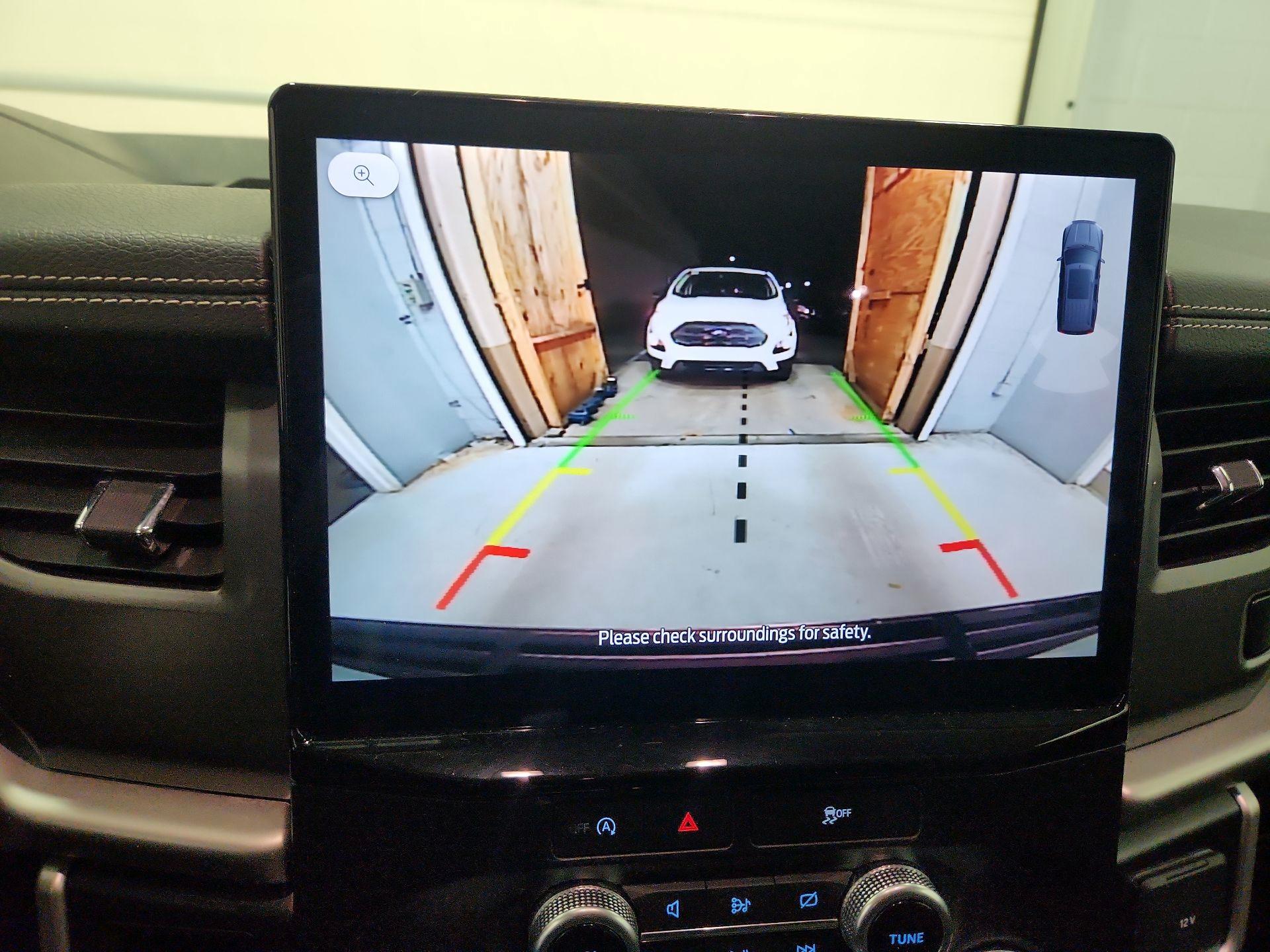 Thumbnail: 2024 Ford Expedition - 15