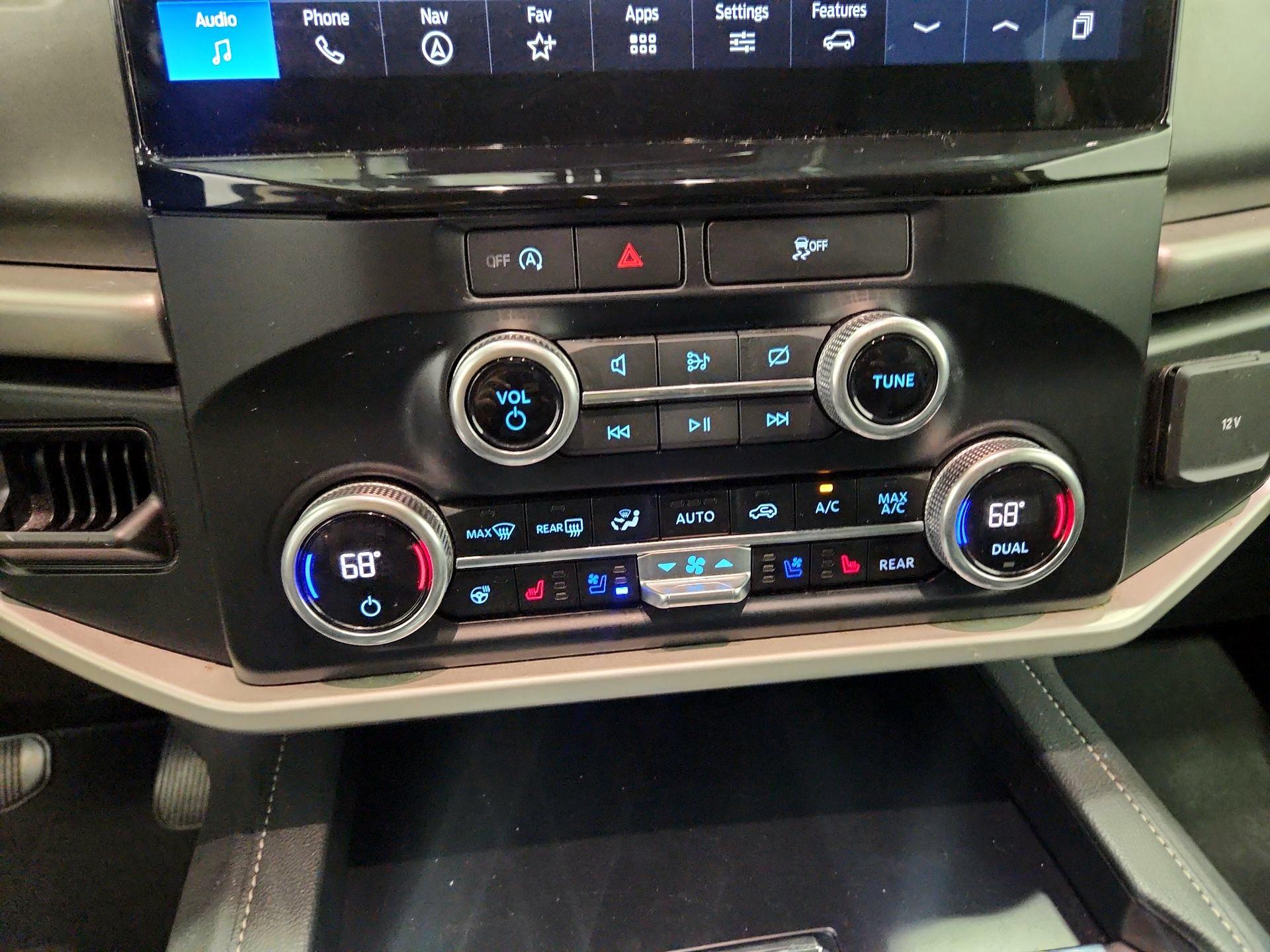 Thumbnail: 2024 Ford Expedition - 17