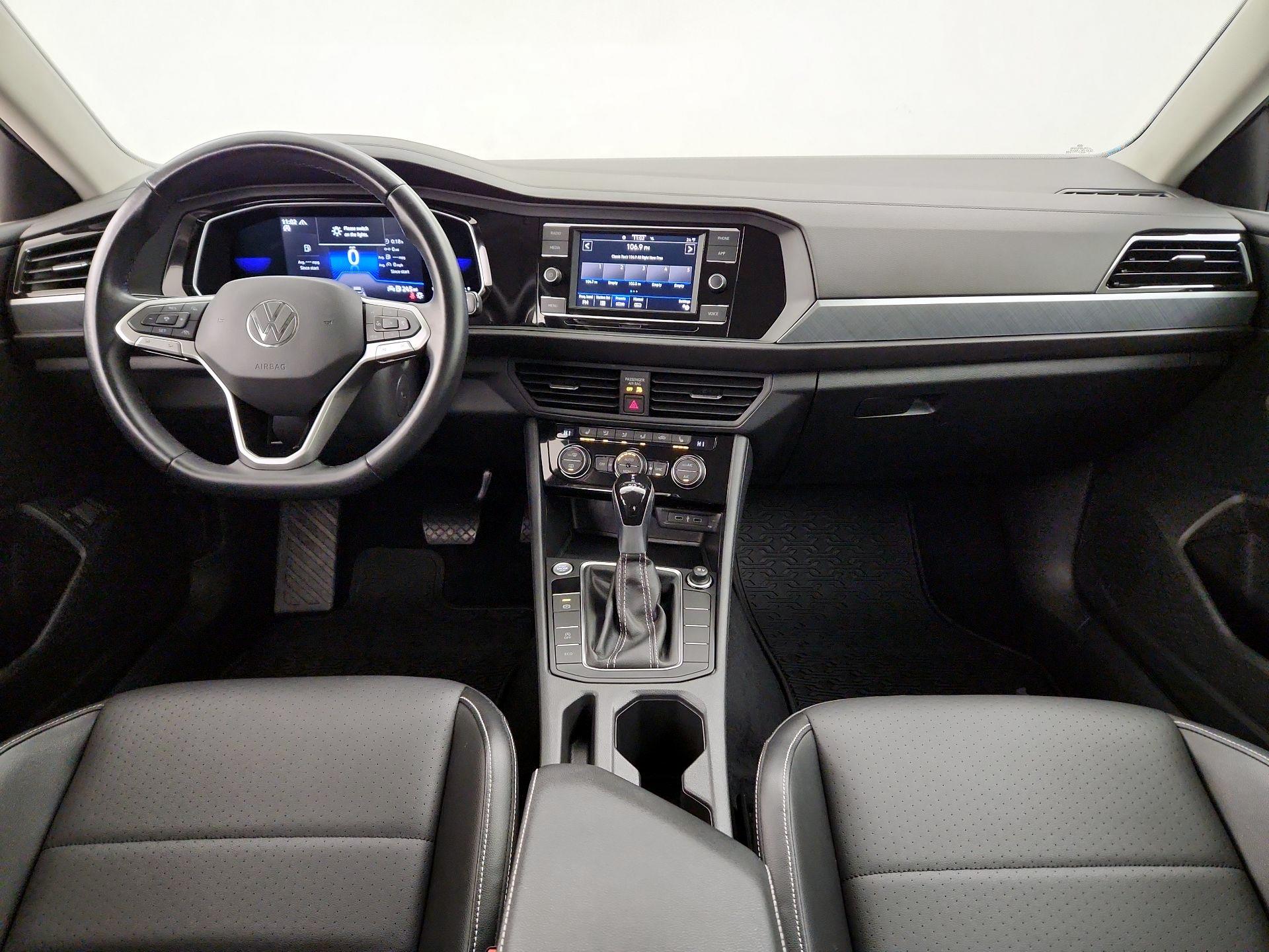 Thumbnail: 2022 Volkswagen Jetta - 9