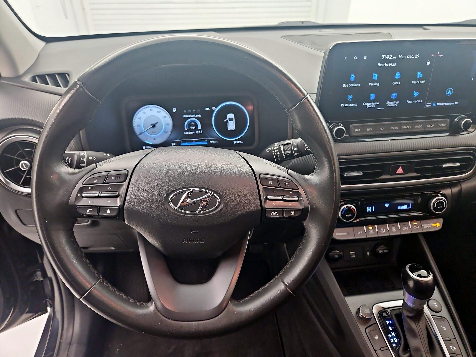 Thumbnail: 2023 Hyundai Kona - 10