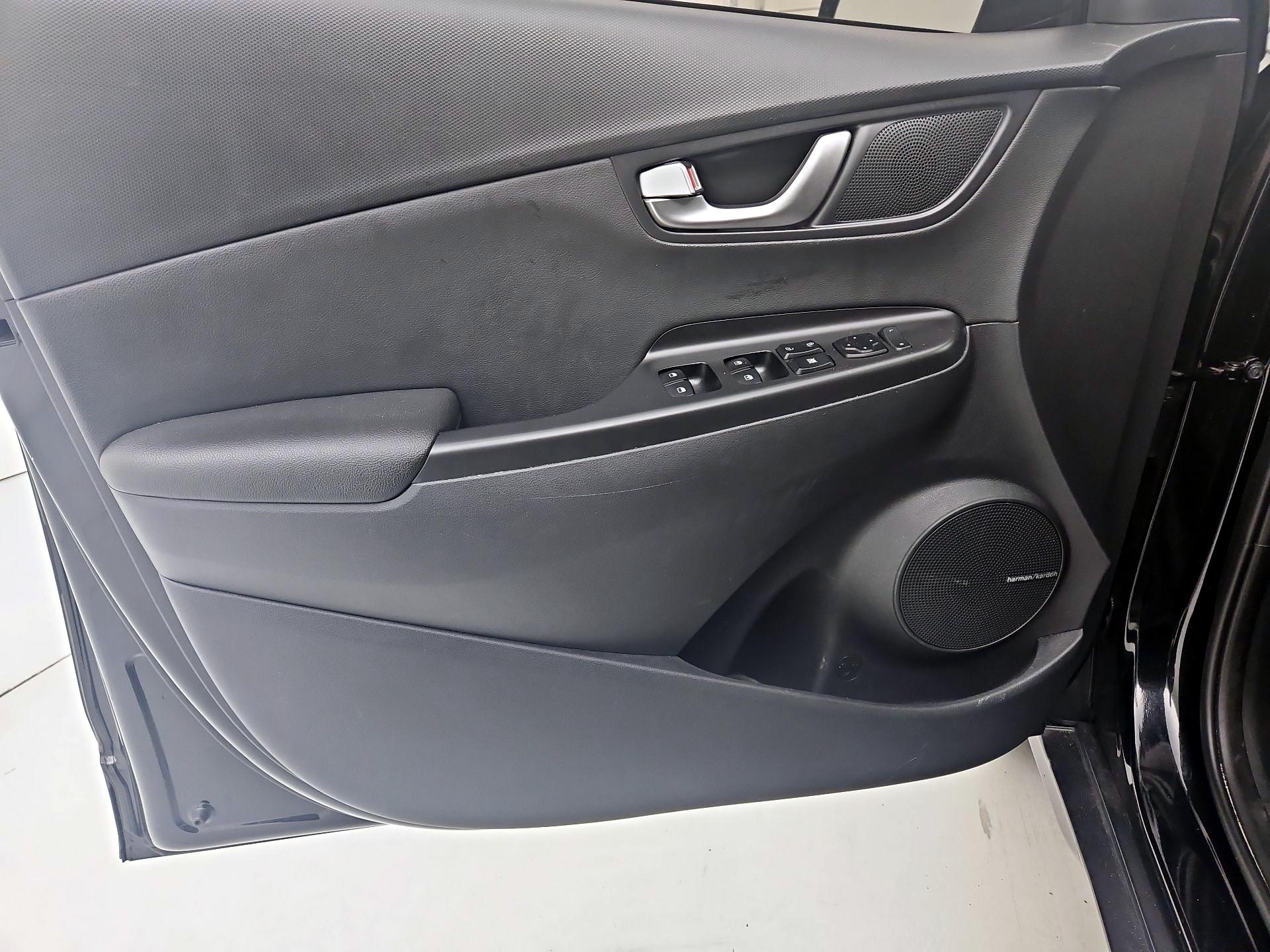 Thumbnail: 2023 Hyundai Kona - 12