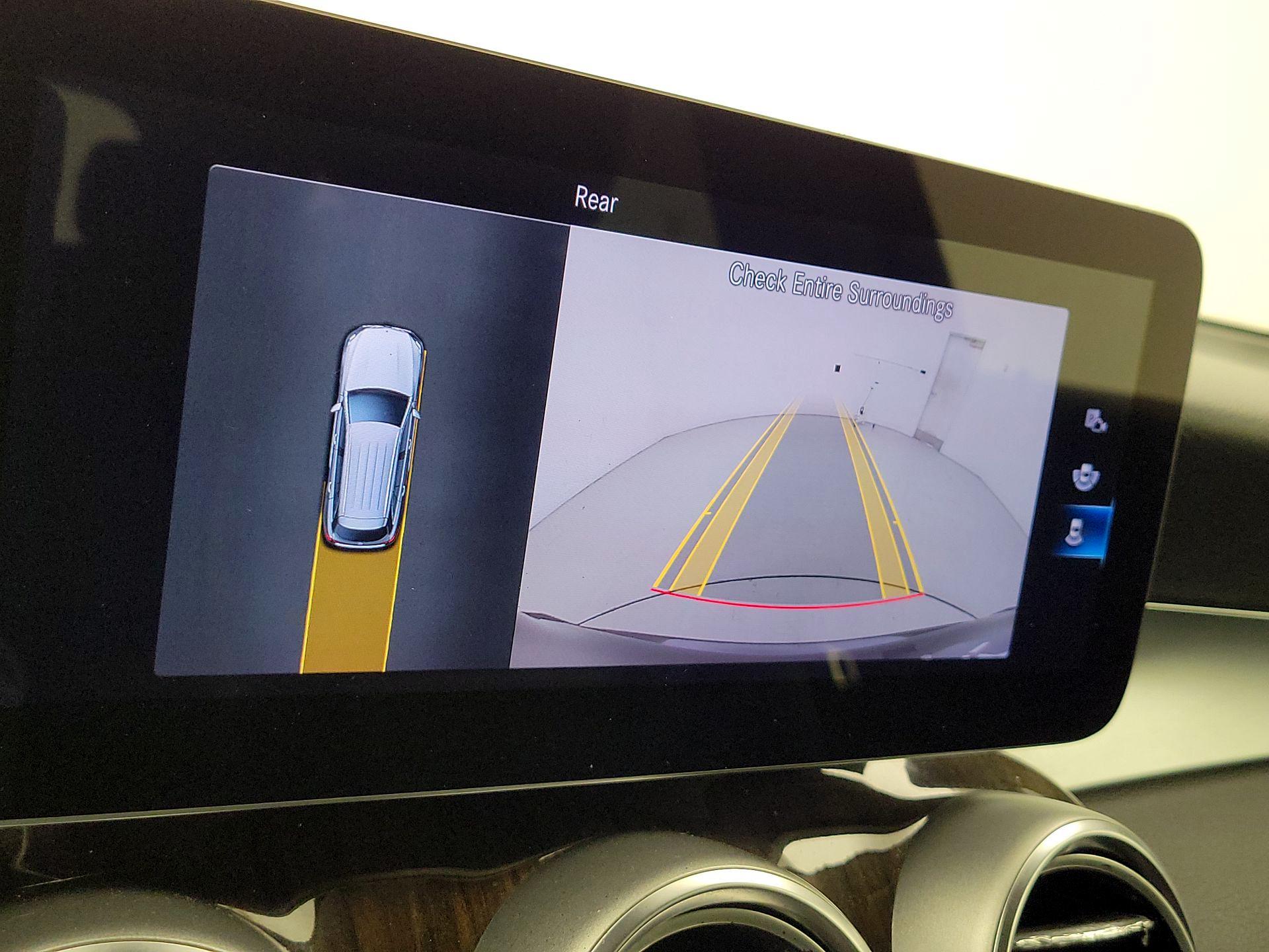 Thumbnail: 2022 Mercedes-Benz GLC - 14