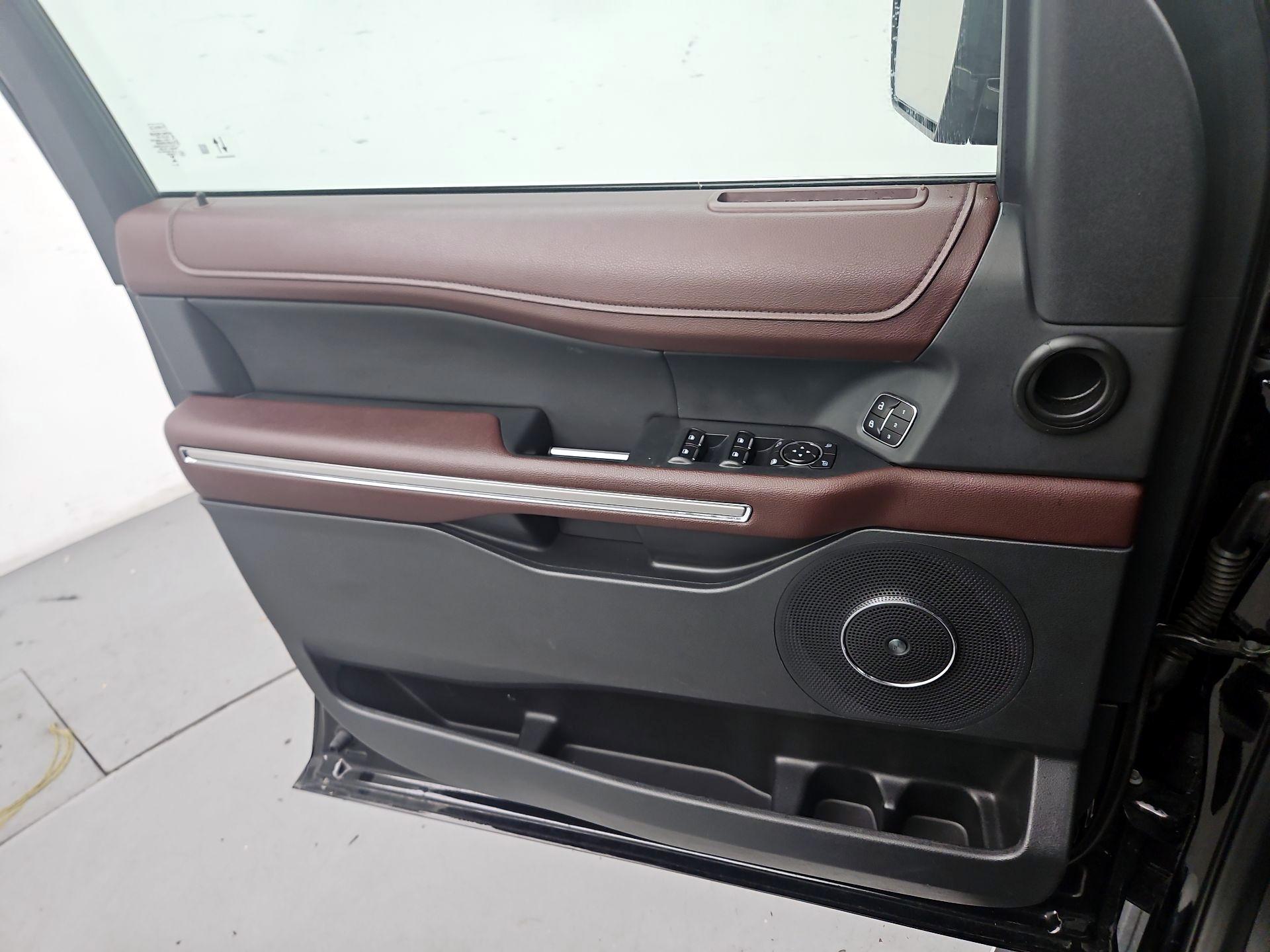 Thumbnail: 2024 Ford Expedition MAX - 12