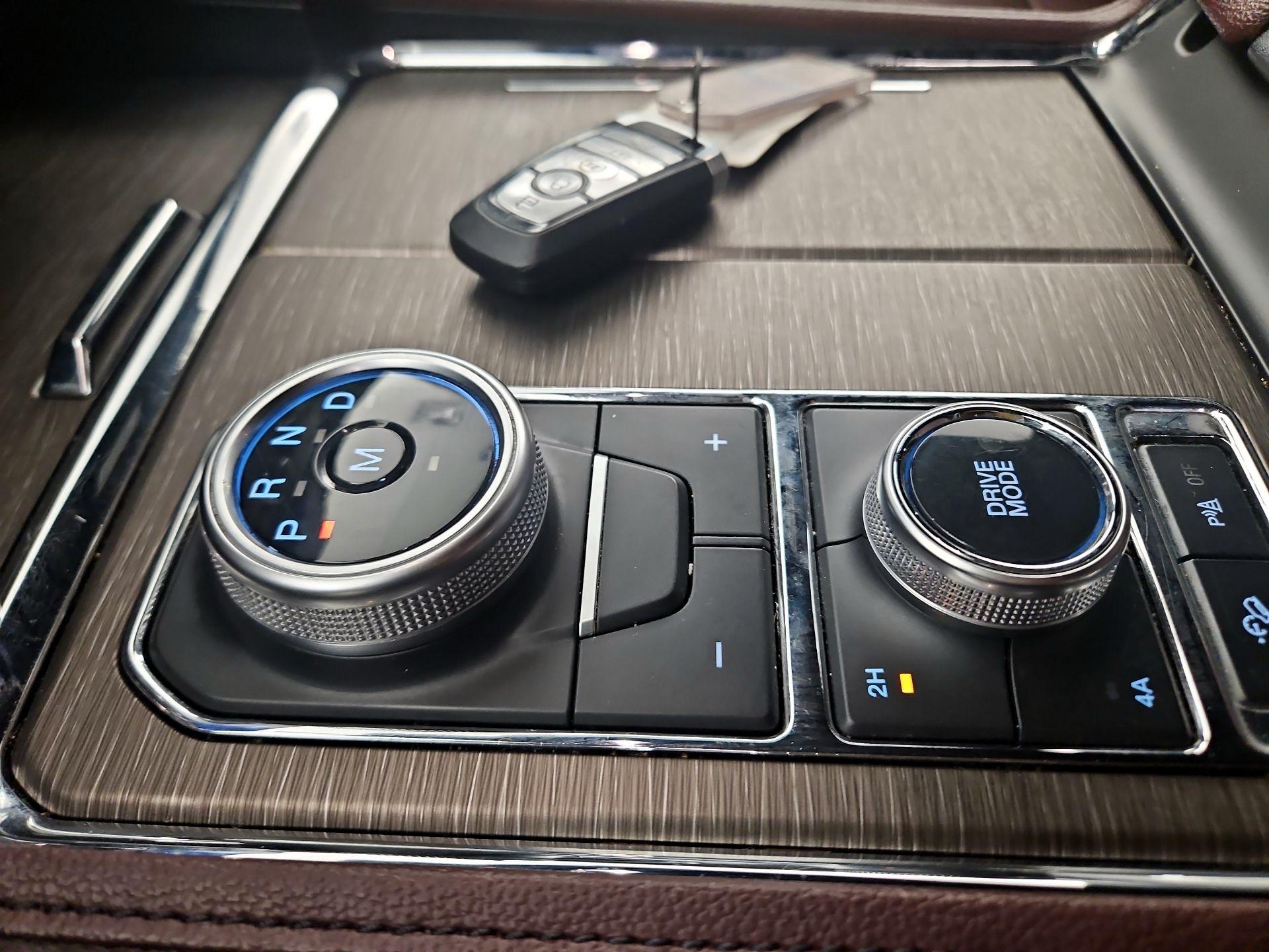 Thumbnail: 2024 Ford Expedition MAX - 17