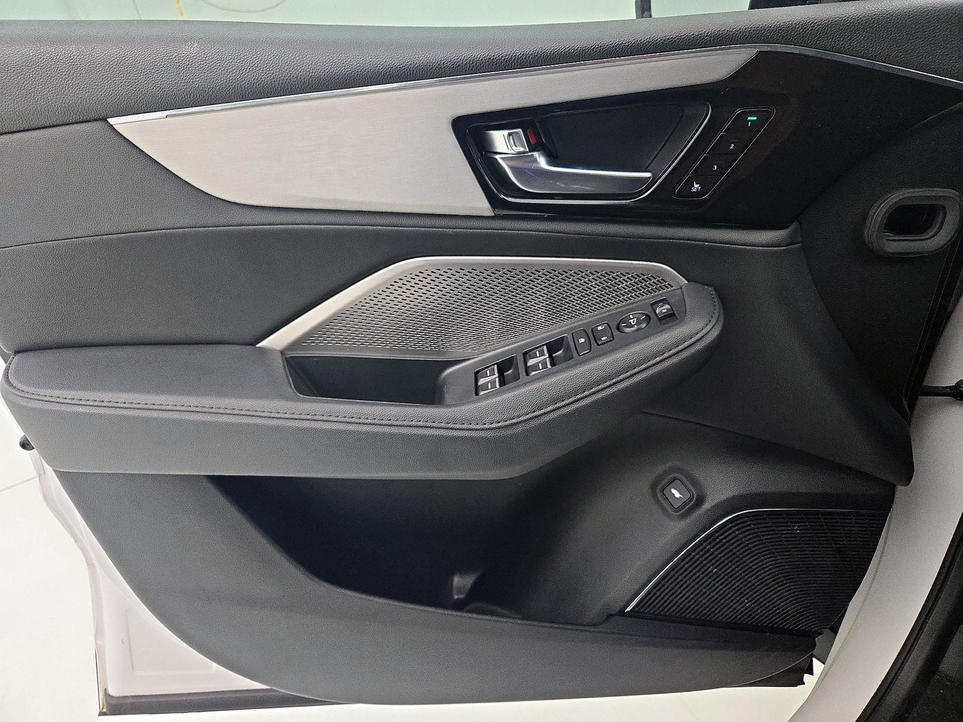 Thumbnail: 2024 Acura MDX - 12