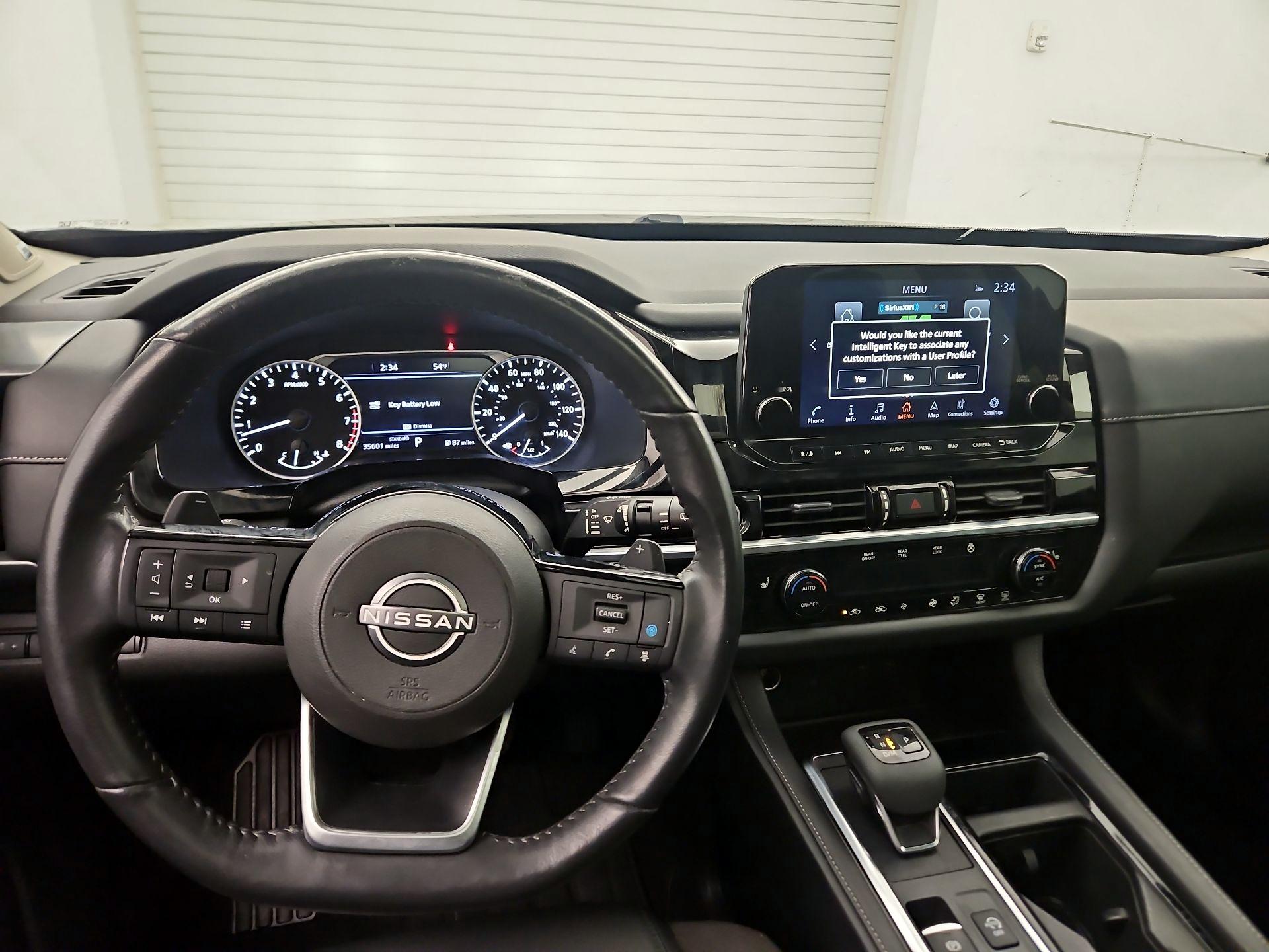 Thumbnail: 2023 Nissan Pathfinder - 10